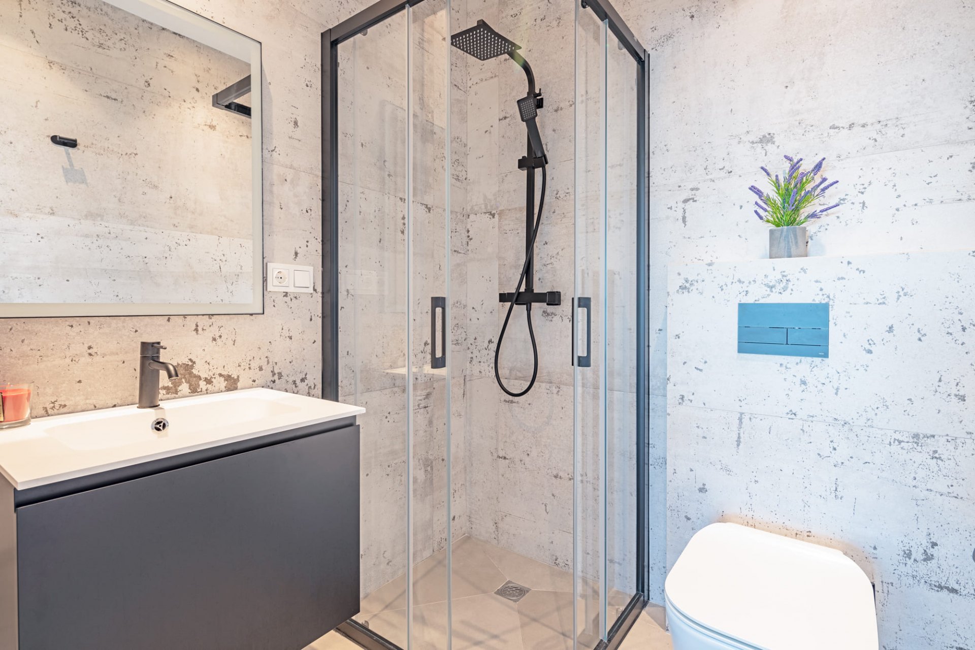 Splendid villa with sea views in the prestigious urbanisation La Capellania