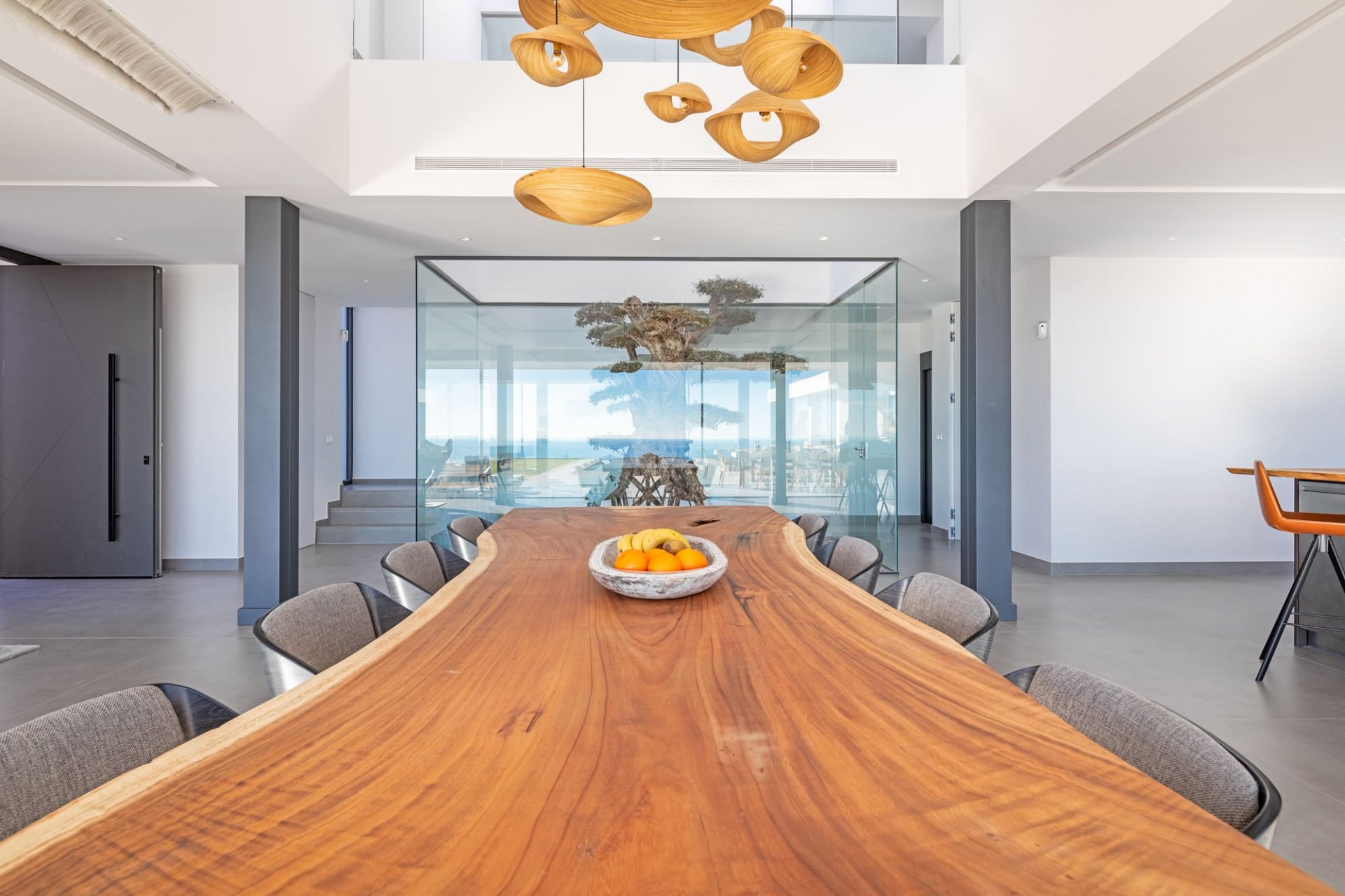 Splendid villa with sea views in the prestigious urbanisation La Capellania