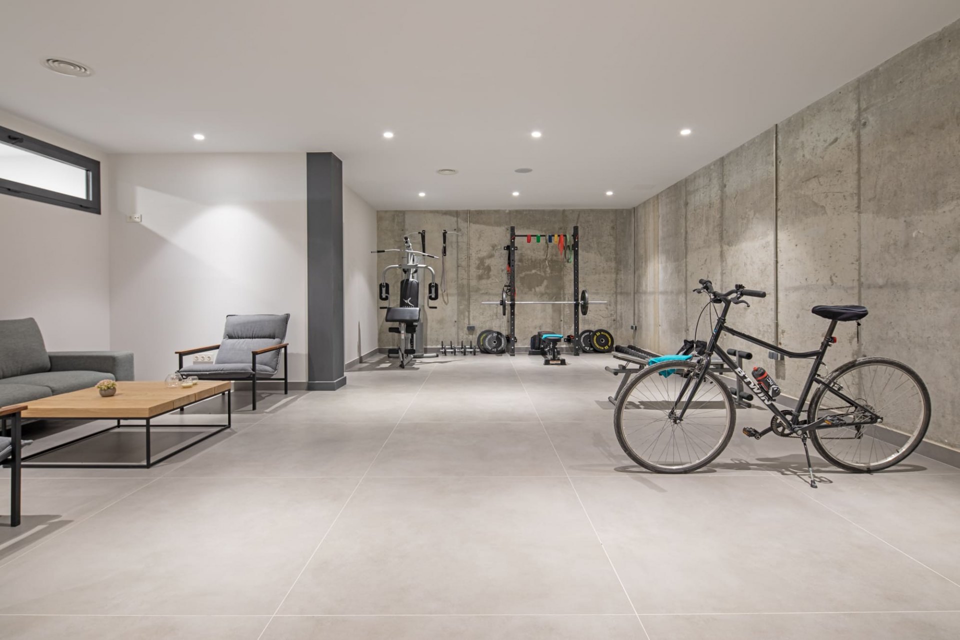 Splendid villa with sea views in the prestigious urbanisation La Capellania