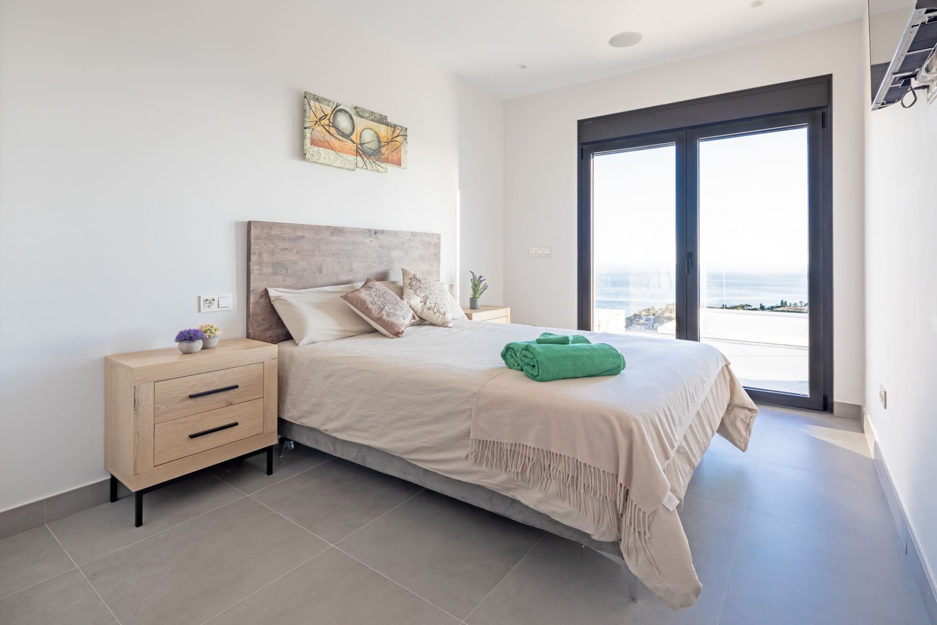 Splendid villa with sea views in the prestigious urbanisation La Capellania