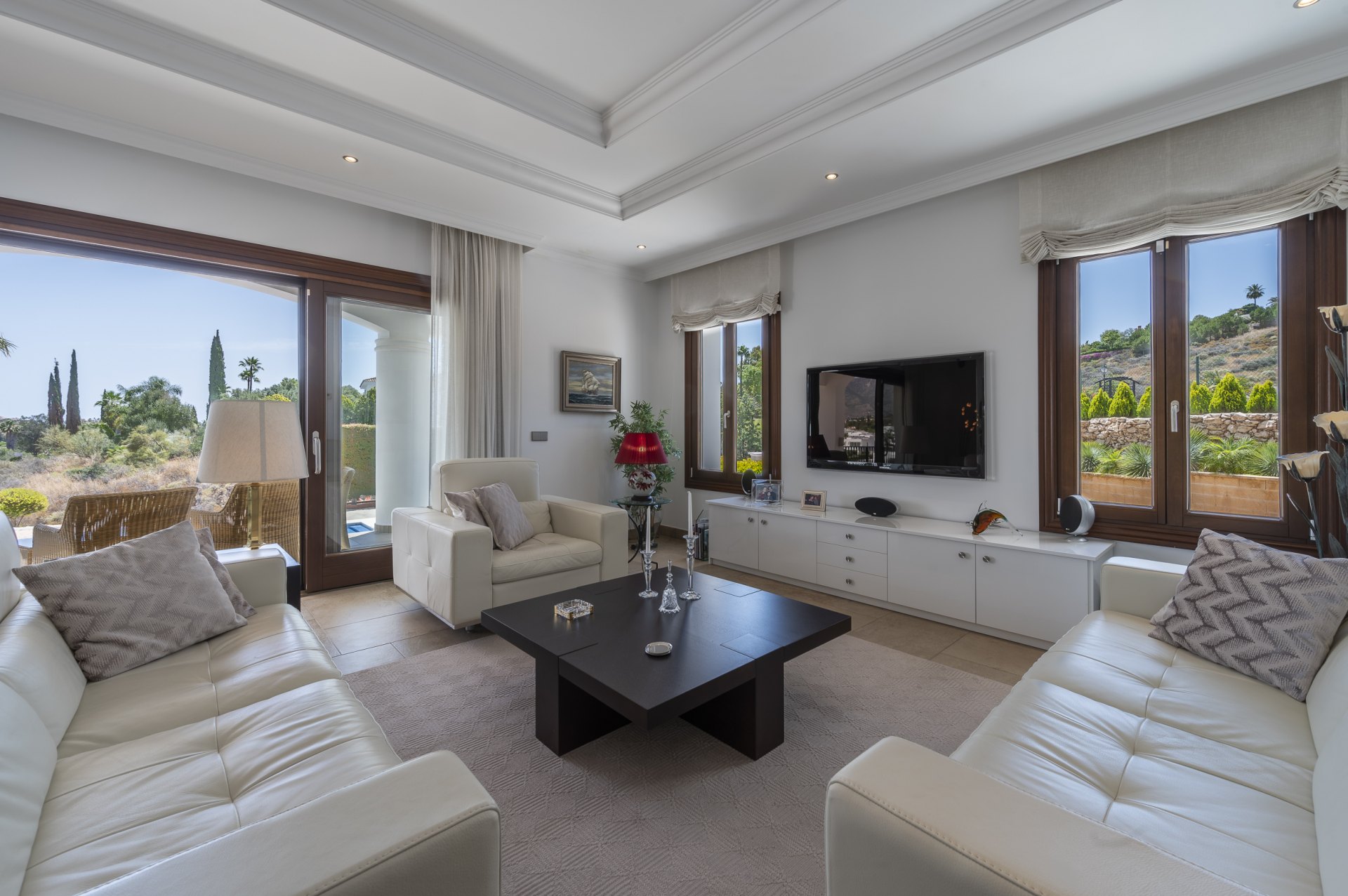 Villa de estilo andaluz junto a La Cala golf club