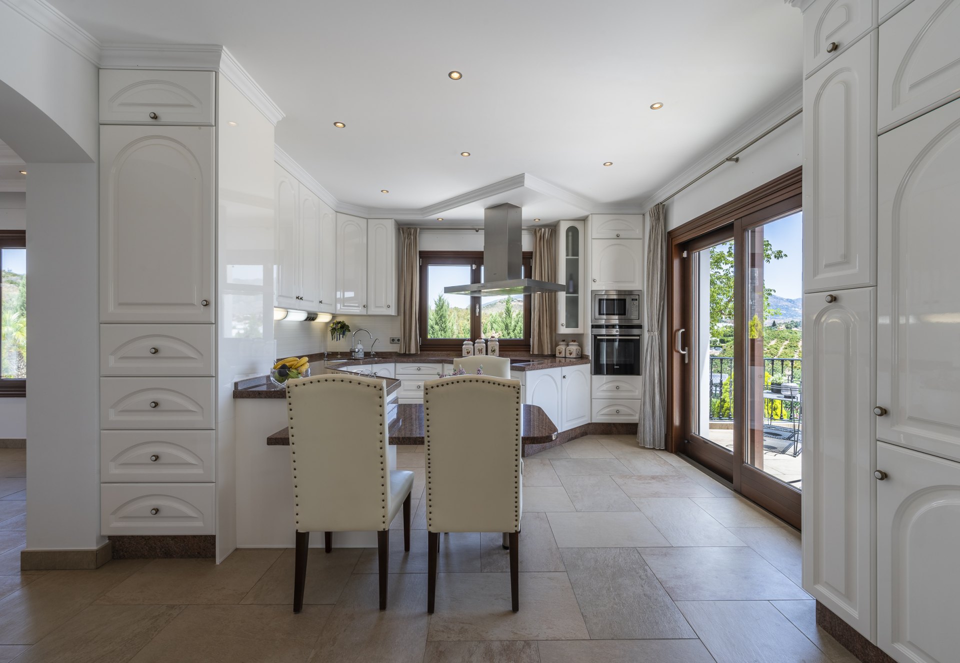 Villa de estilo andaluz junto a La Cala golf club