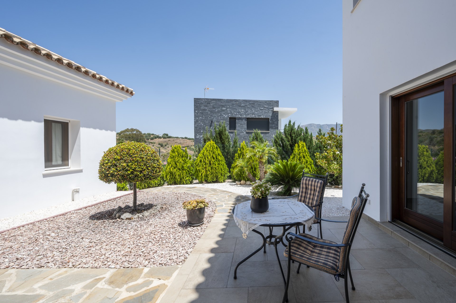 Villa de estilo andaluz junto a La Cala golf club
