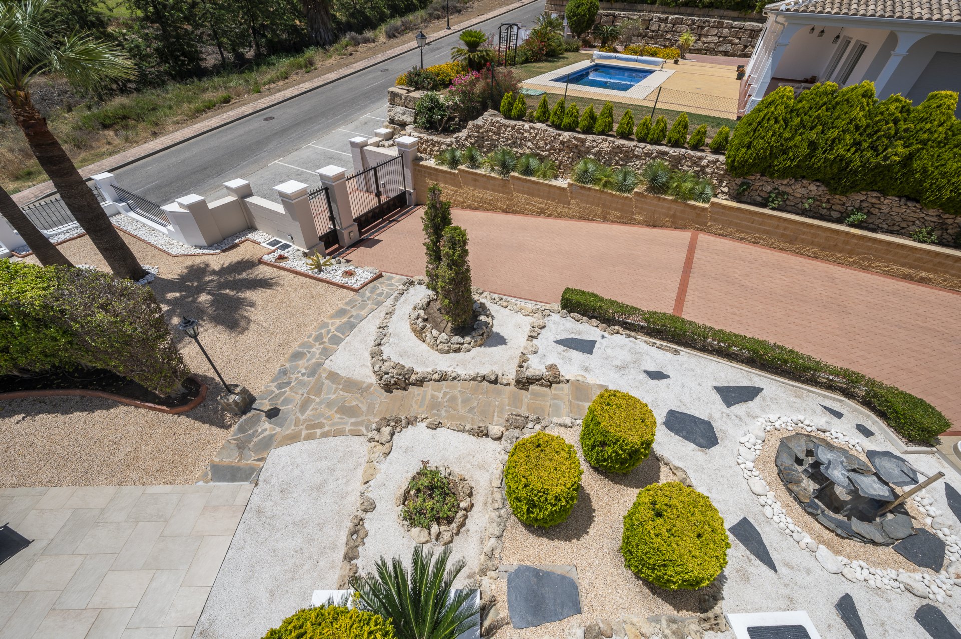 Villa de estilo andaluz junto a La Cala golf club