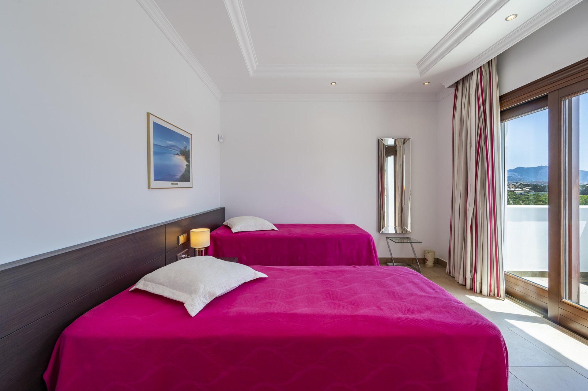 Villa de estilo andaluz junto a La Cala golf club