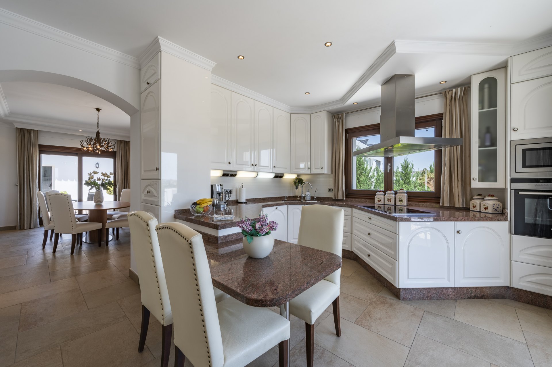 Villa de estilo andaluz junto a La Cala golf club