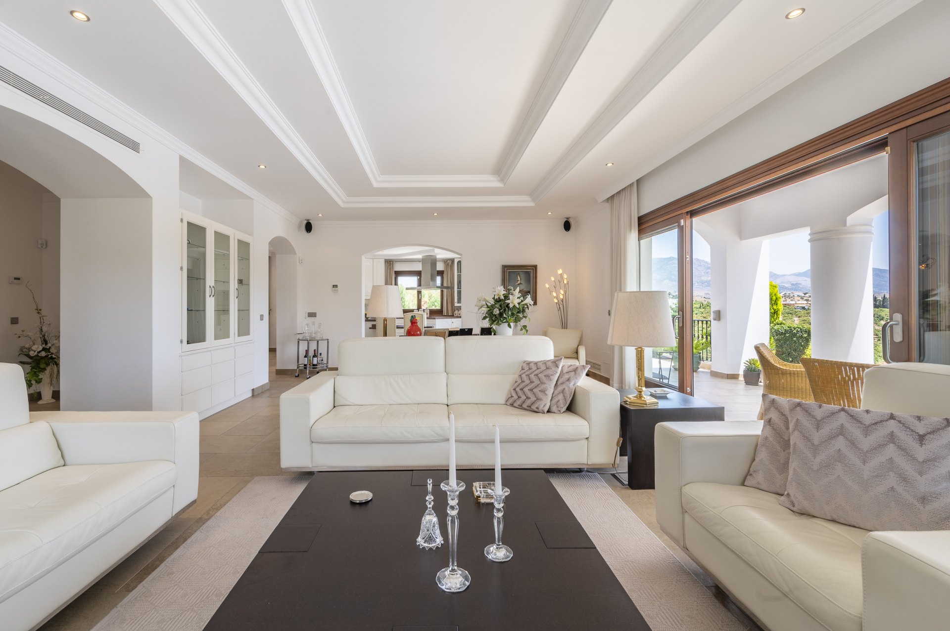 Villa de estilo andaluz junto a La Cala golf club