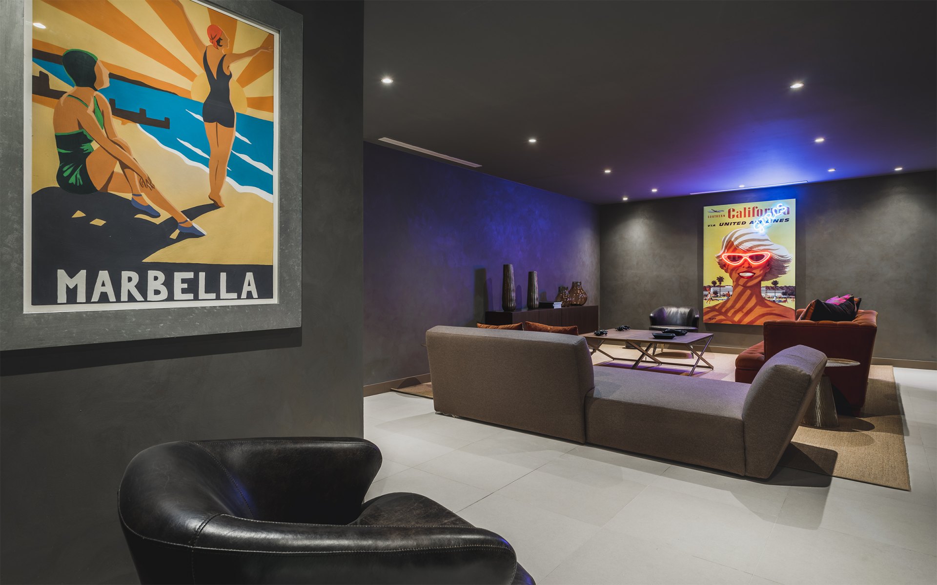 Avant-garde villa with Mediterranean touches in El Paraiso, Estepona