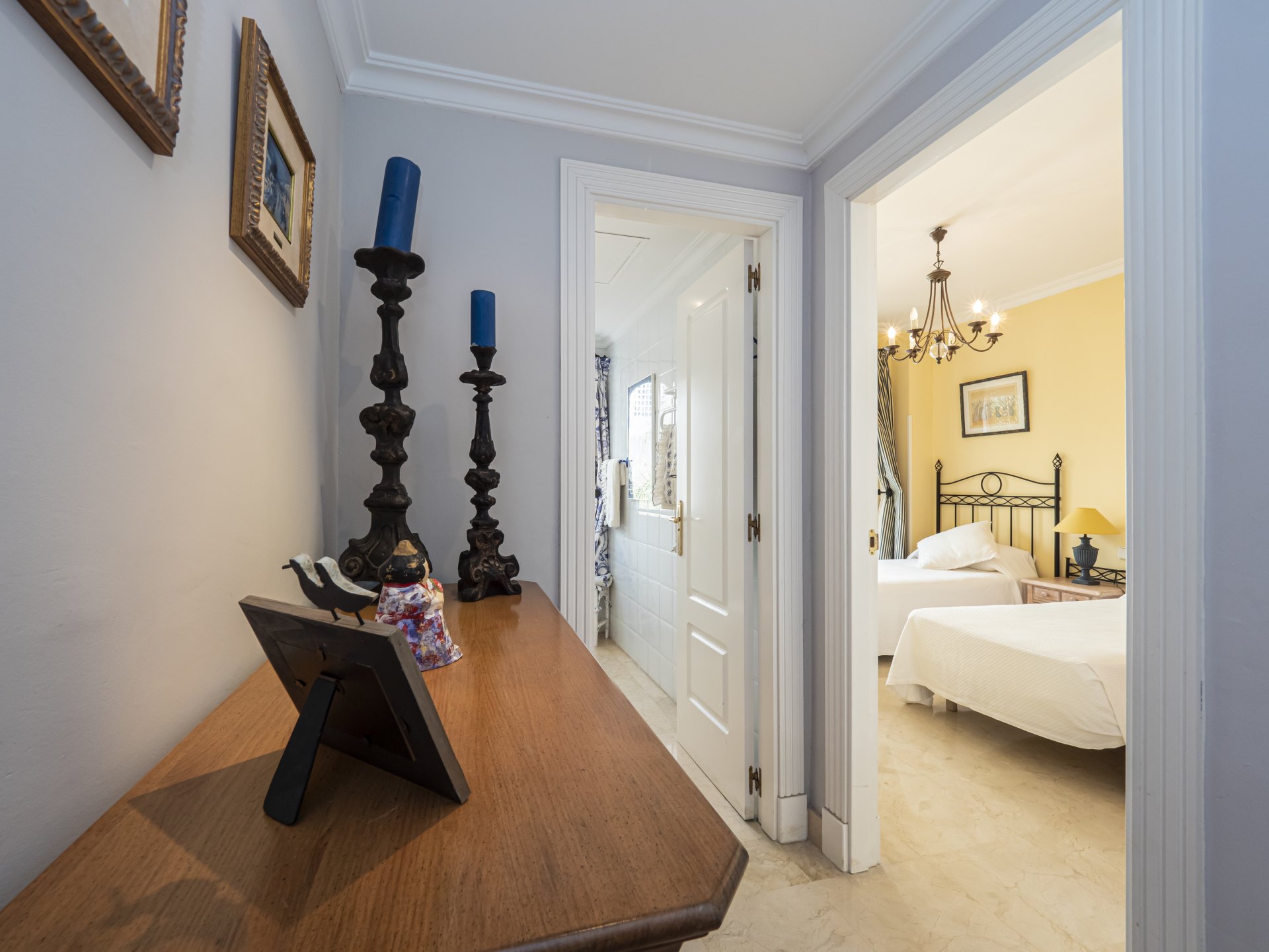 Frontline beach appartment in Puerto Banús, Marbella