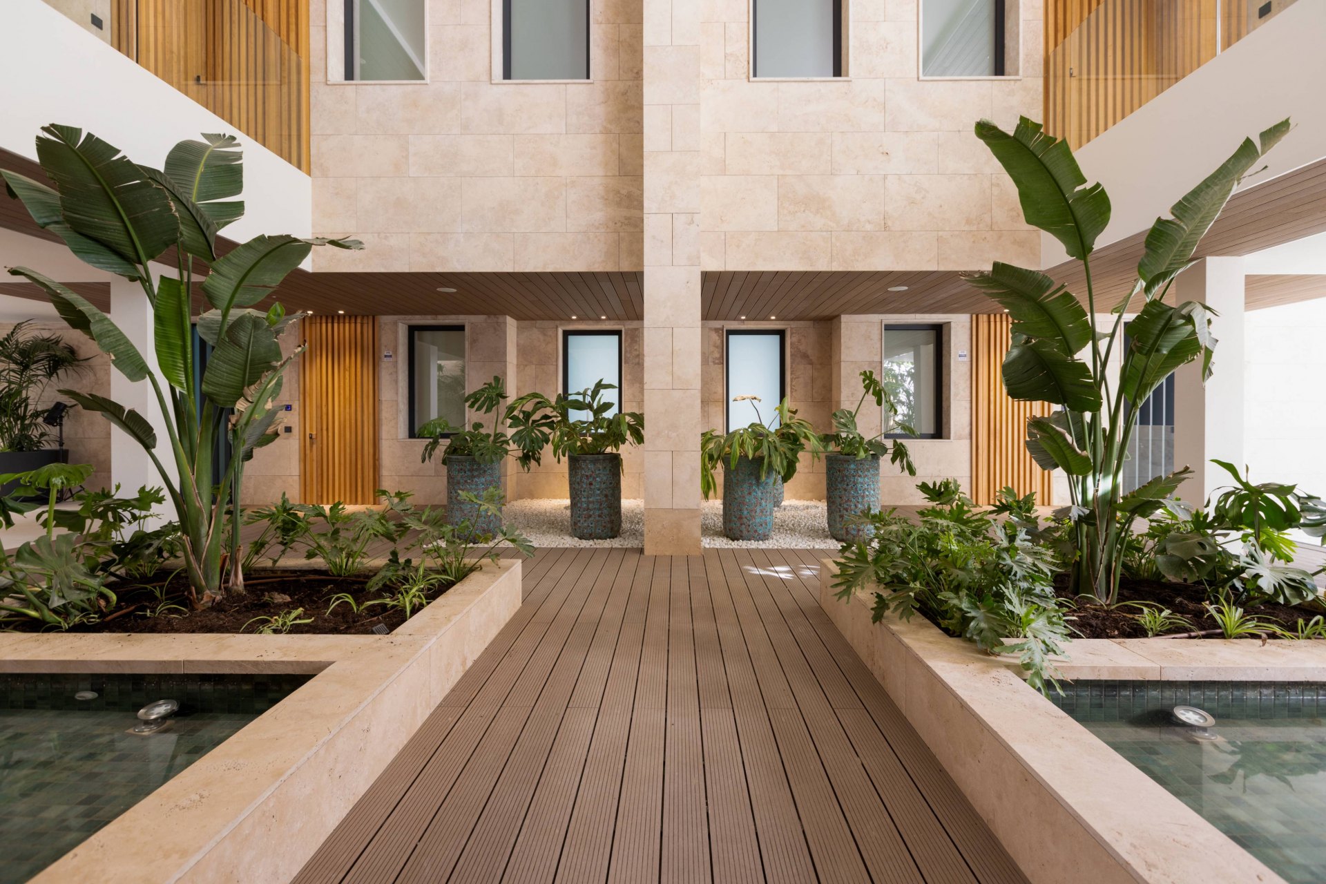 Villa-Apartamento en primera línea de playa, Estepona