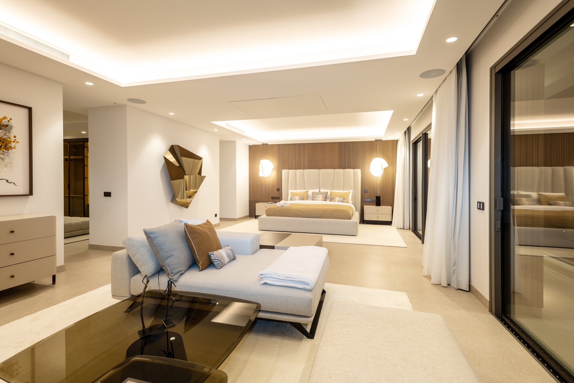 Un retiro de lujo en las montañas de Benahavís con vistas al mar