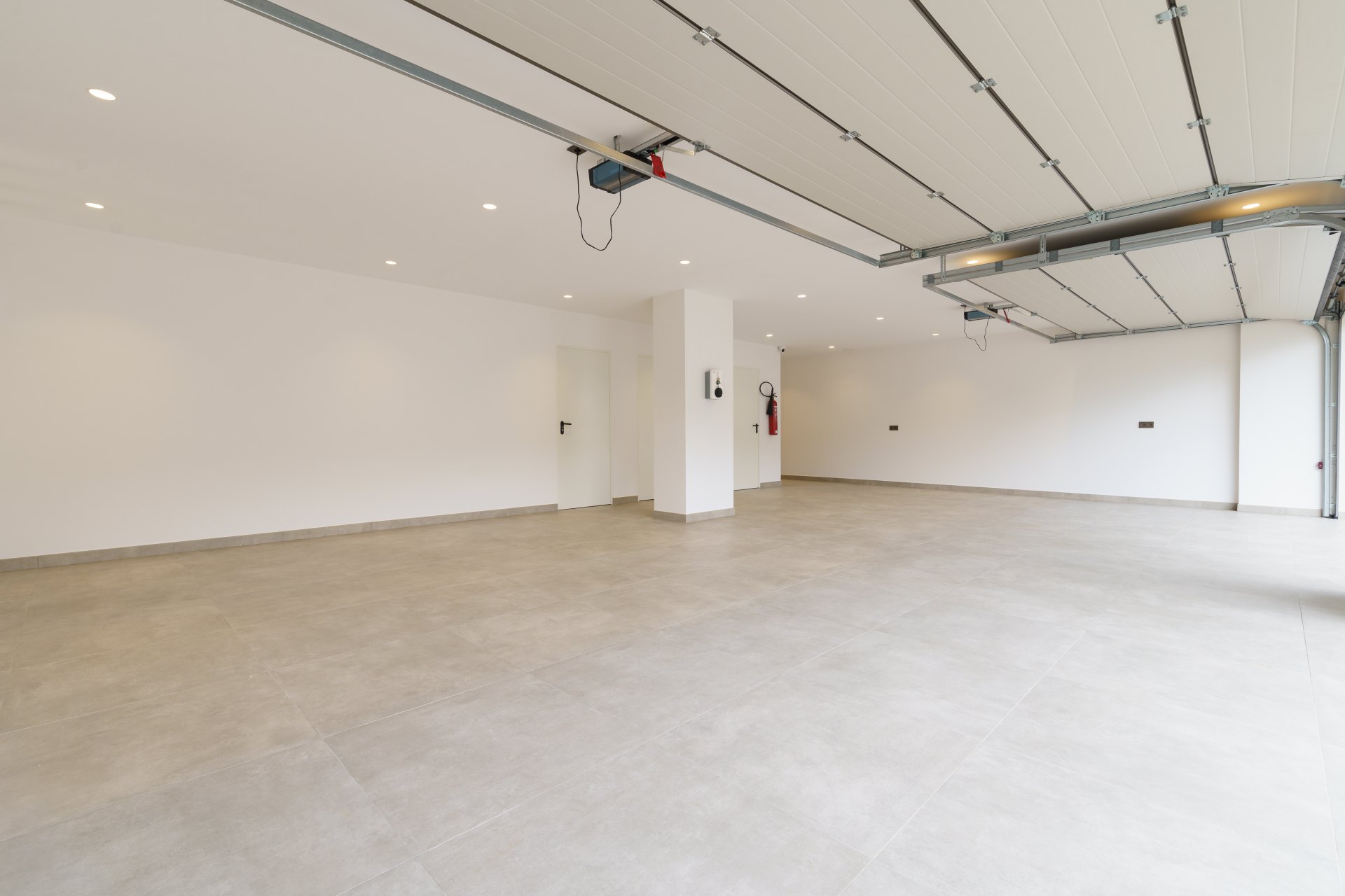 Un retiro de lujo en las montañas de Benahavís con vistas al mar