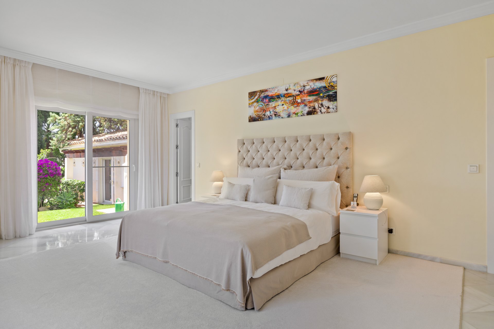 Contemporary Andalusian-design villa in Nueva Andalucía