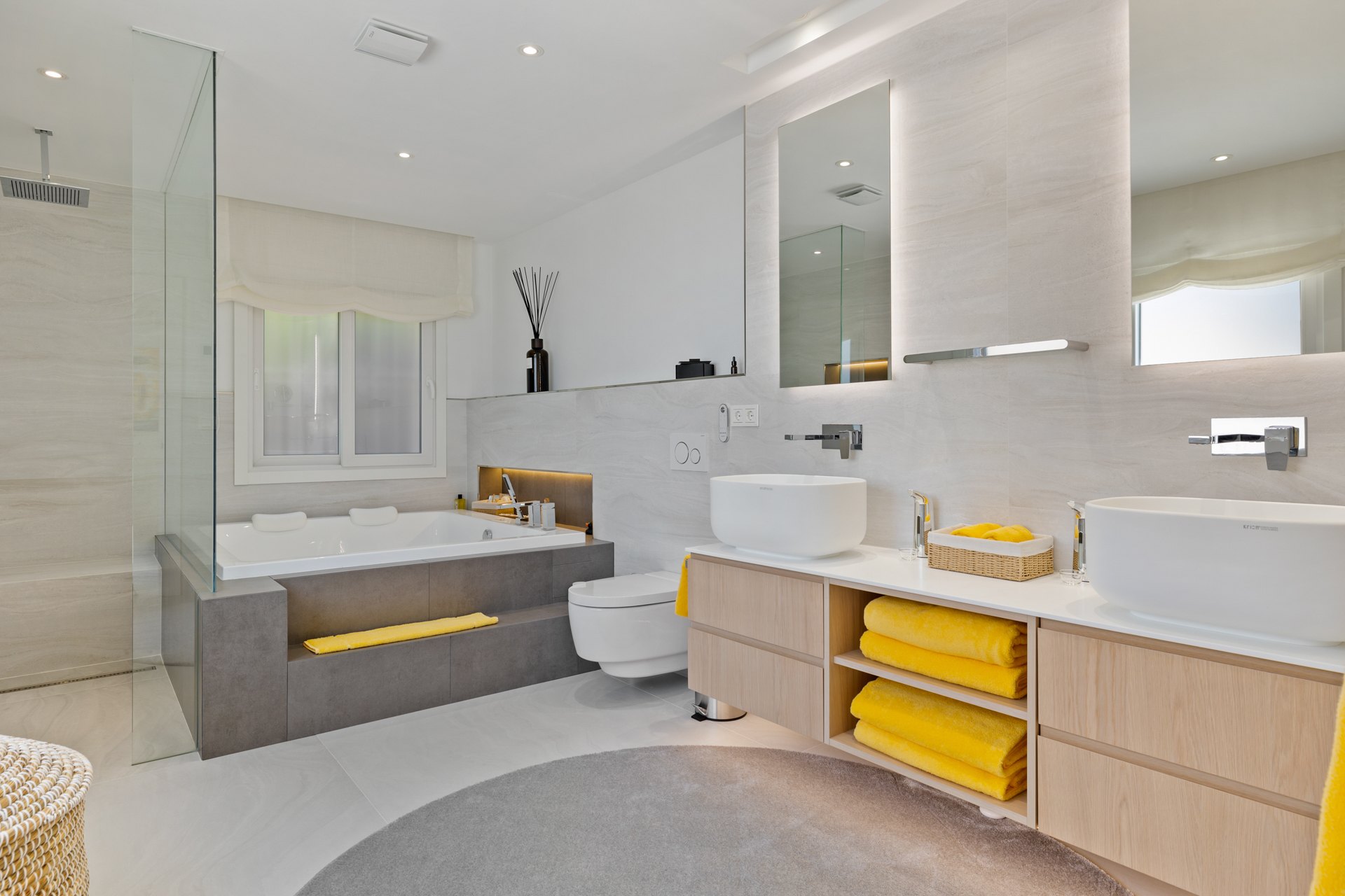 Contemporary Andalusian-design villa in Nueva Andalucía