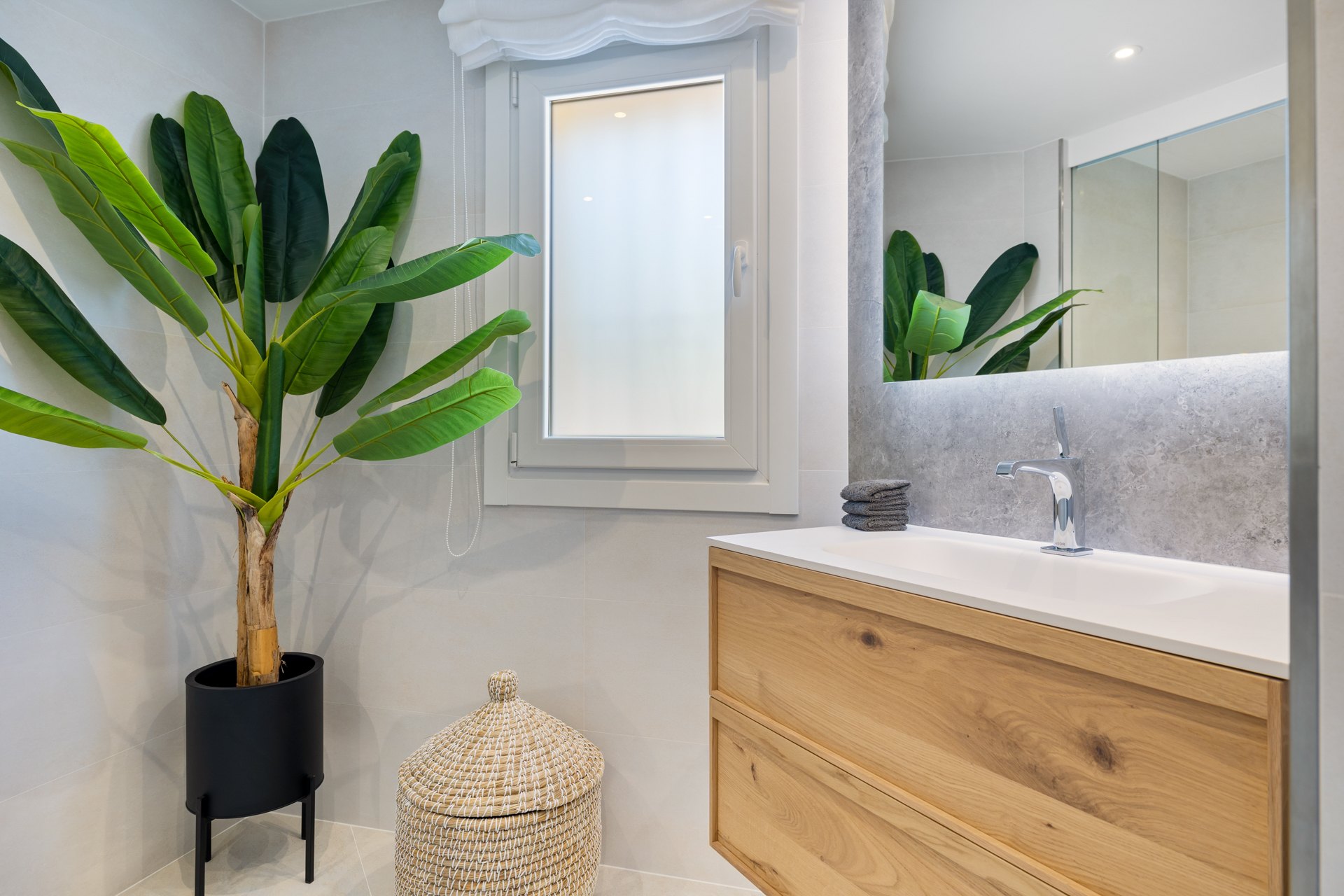 Contemporary Andalusian-design villa in Nueva Andalucía