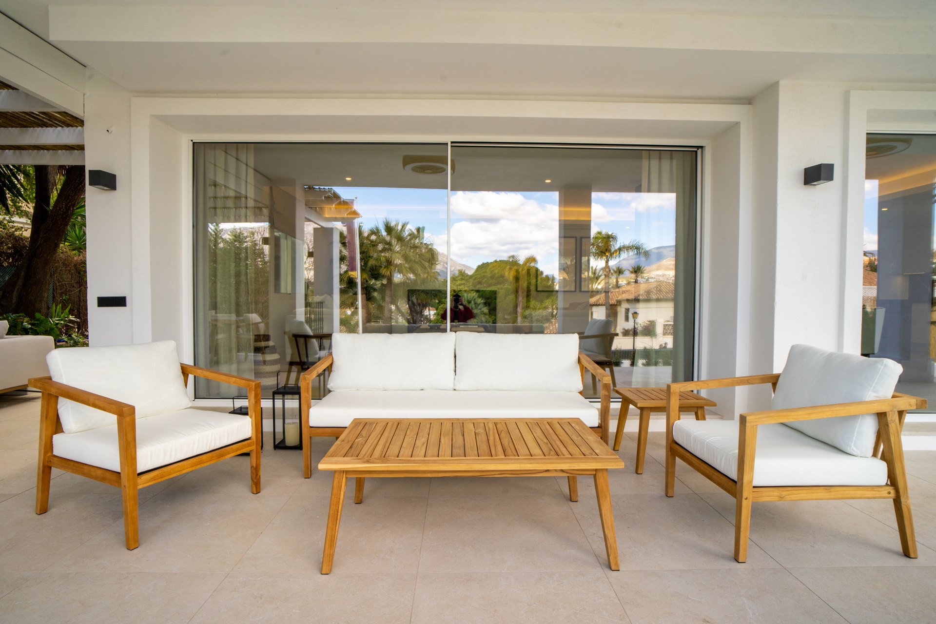 Spacious and modern villa in Las Brisas Golf, Nueva Andalucia