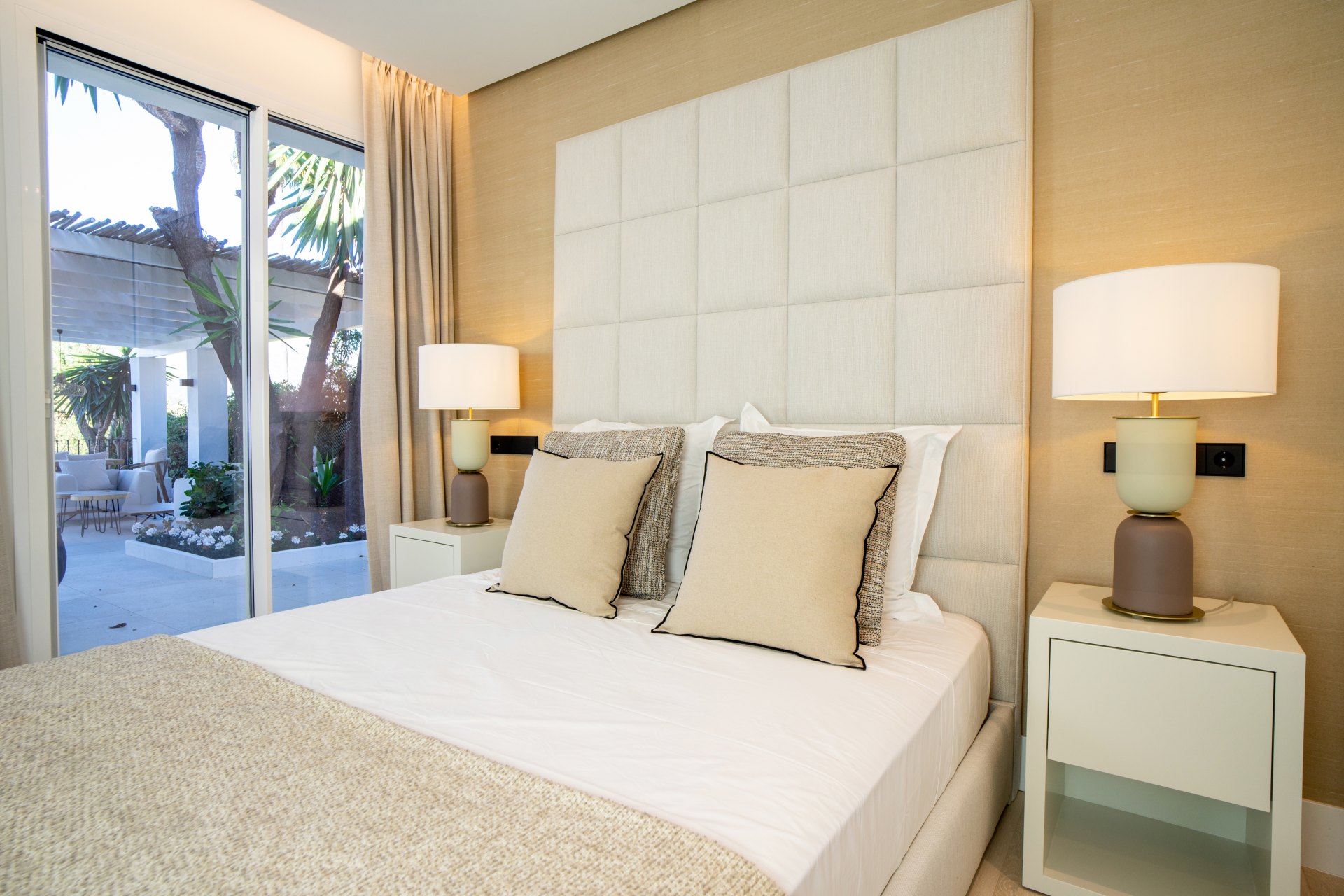 Spacious and modern villa in Las Brisas Golf, Nueva Andalucia