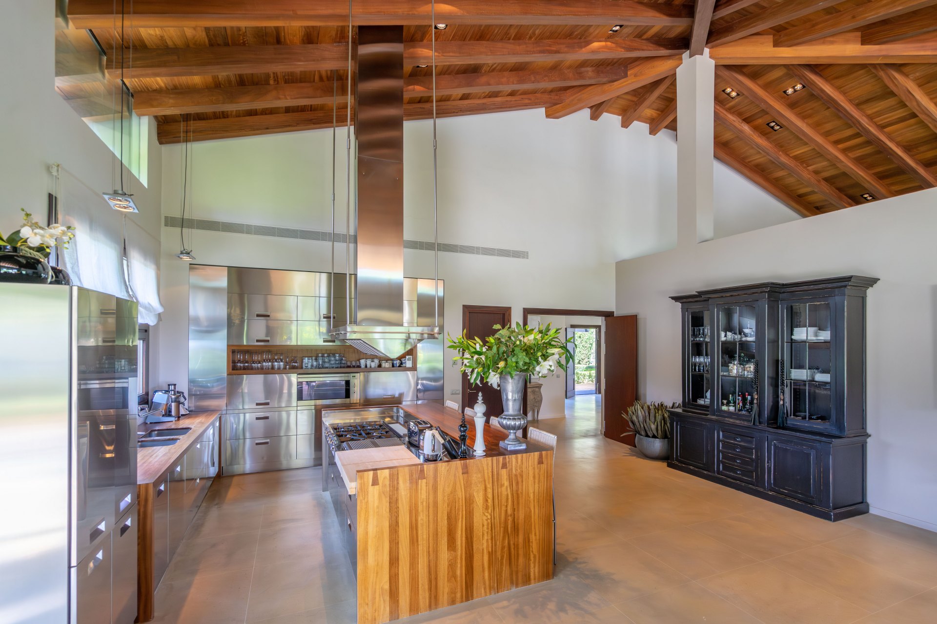 Enorme casa familiar en privilegiada zona residencial La Zagaleta