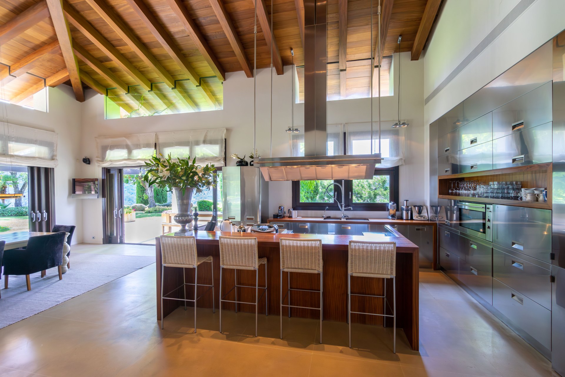 Enorme casa familiar en privilegiada zona residencial La Zagaleta