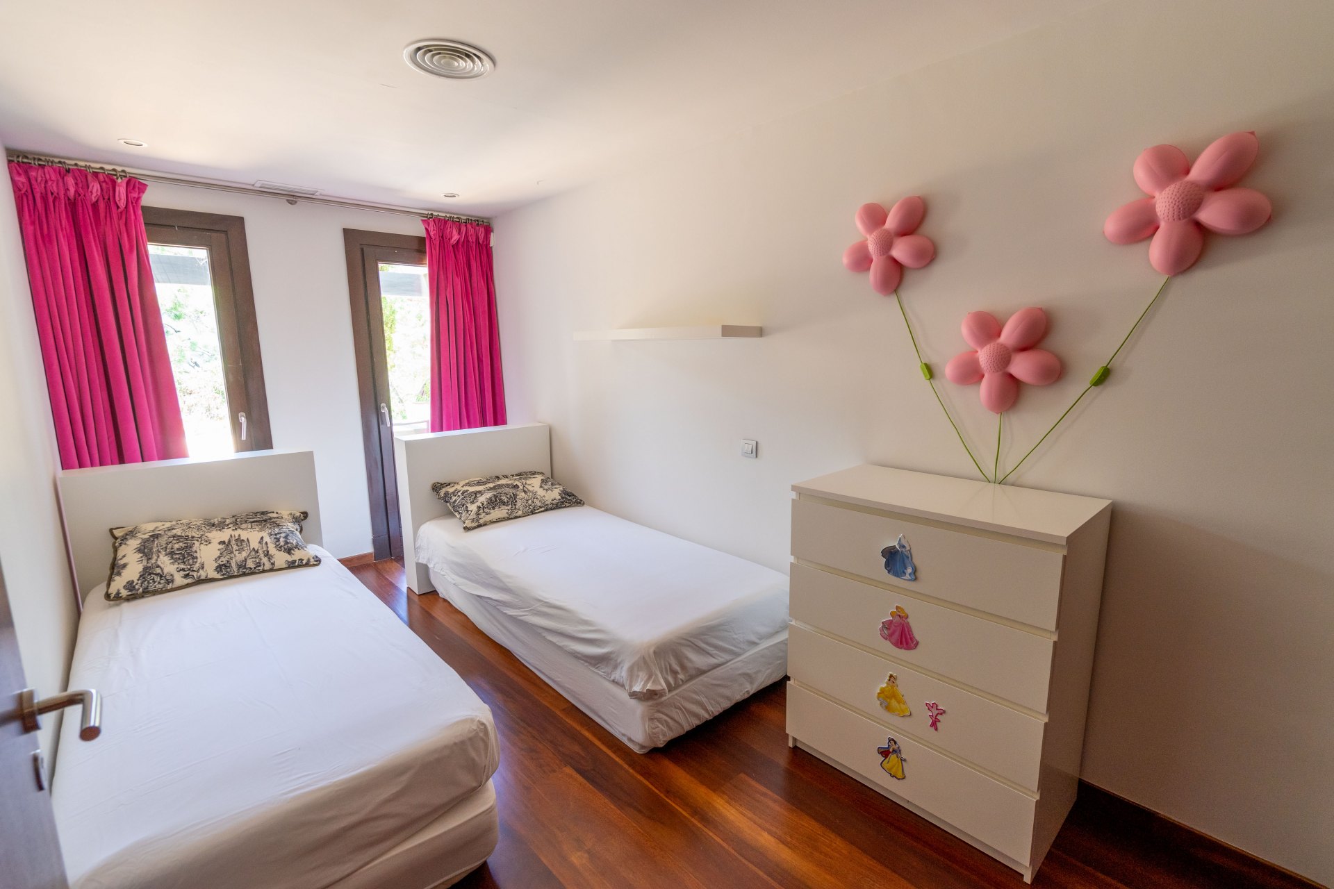 Enorme casa familiar en privilegiada zona residencial La Zagaleta