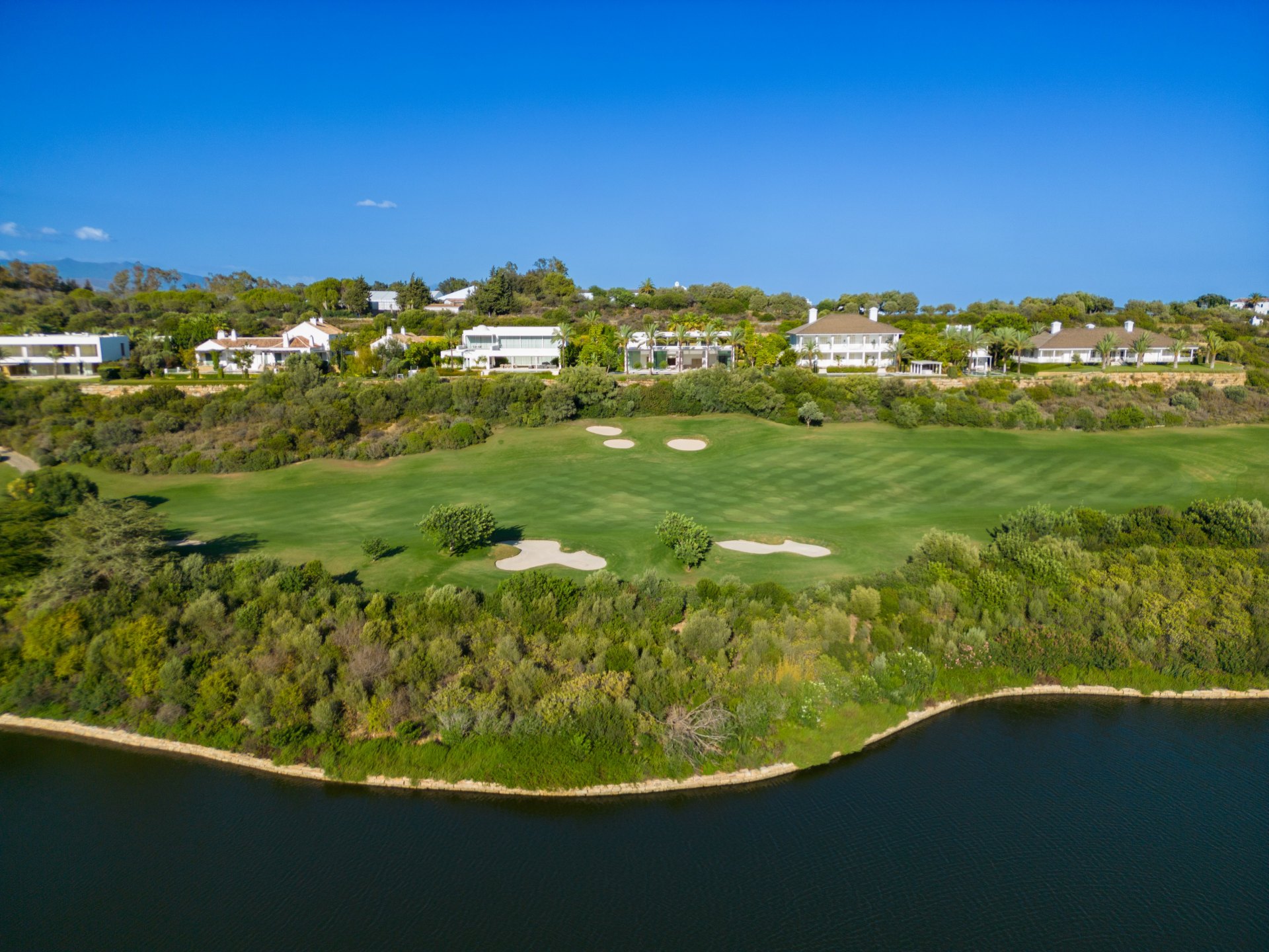 Contemporary villa next to the golf course, Finca Cortesín