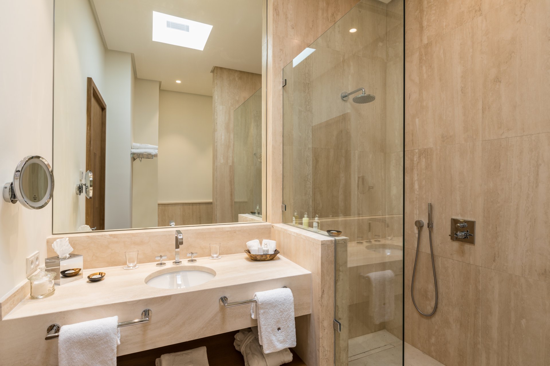 Brilliant Villa Front Line Golf in Finca Cortesín