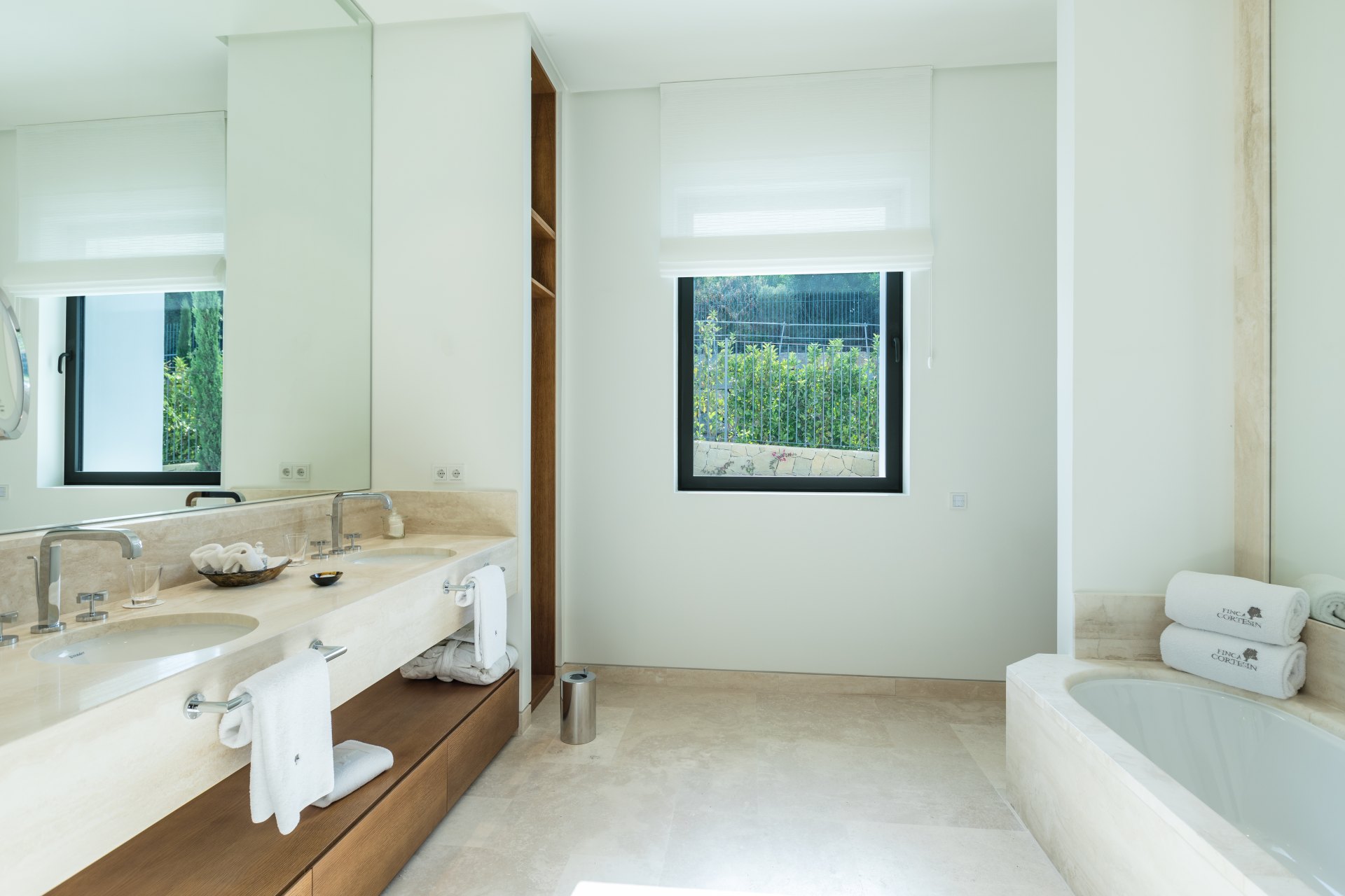 Brilliant Villa Front Line Golf in Finca Cortesín