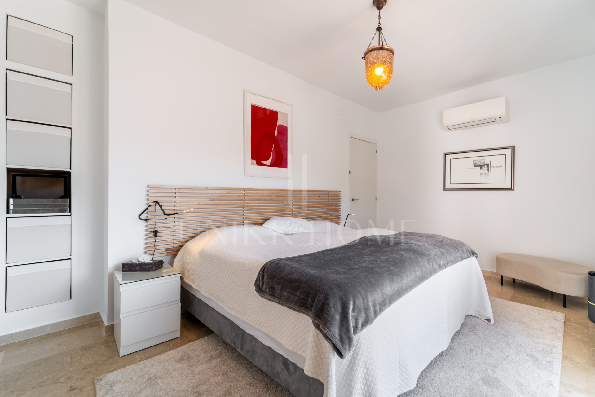 SOUTH-FACING FAMILY VILLA WITH PRIVATE POOL IN MIJAS COSTA