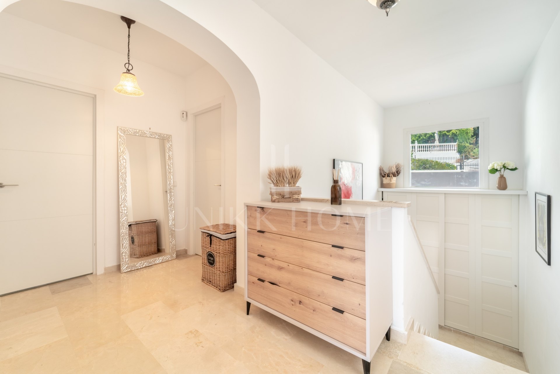 SOUTH-FACING FAMILY VILLA WITH PRIVATE POOL IN MIJAS COSTA