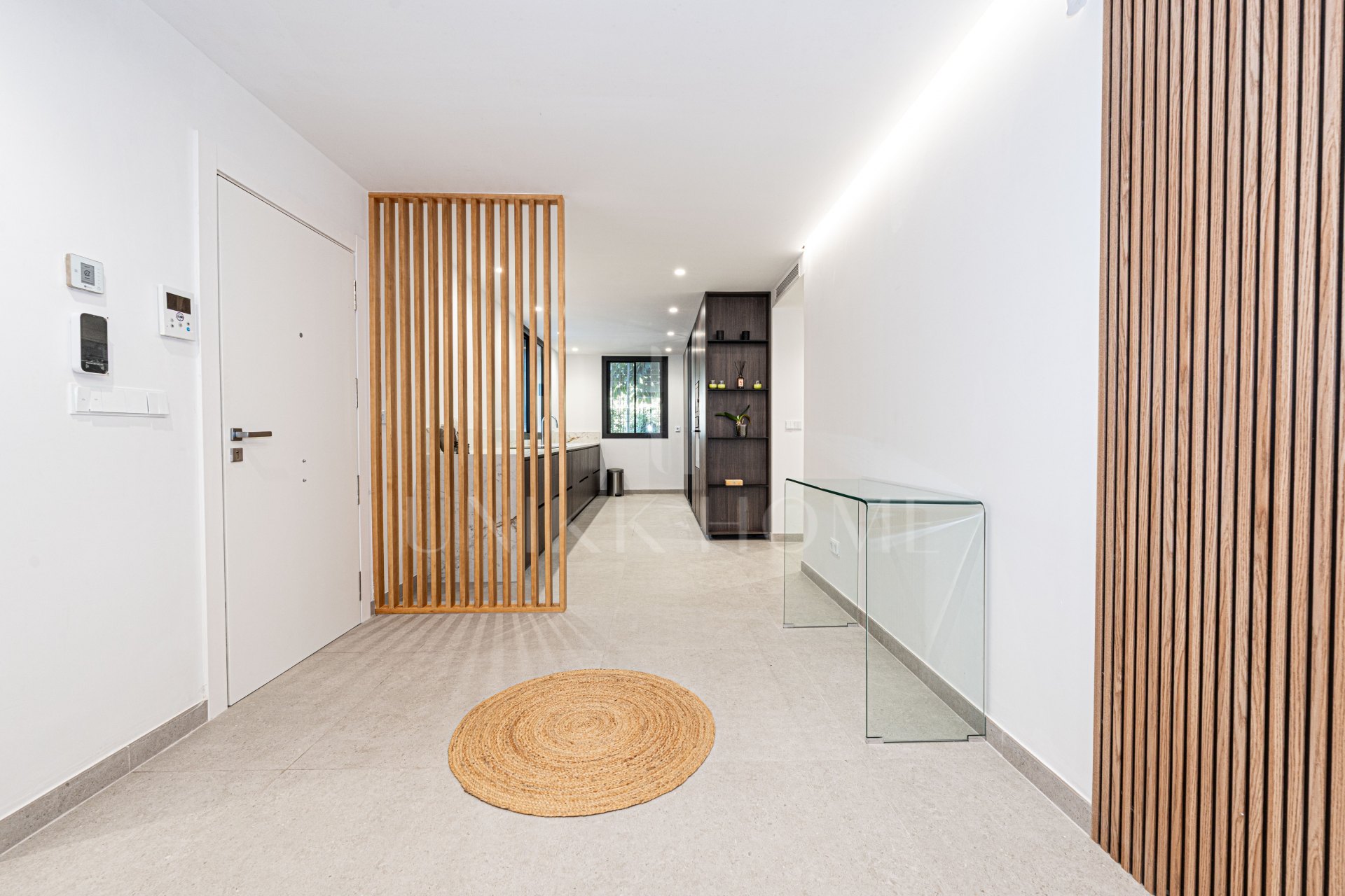 Ground floor apartment with large terrace and garden