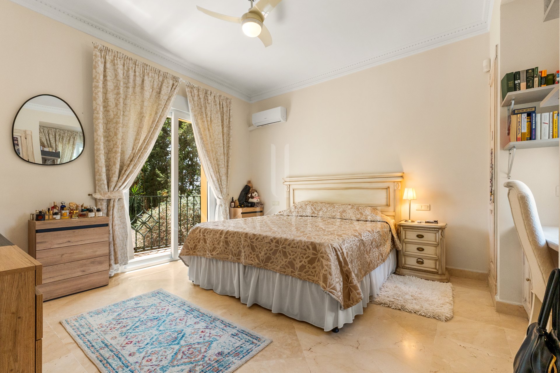 Elegante Villa En Venta en Nueva Andalucia, Marbella
