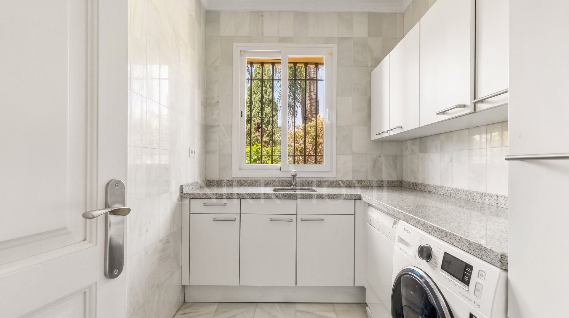 Elegante Villa En Venta en Nueva Andalucia, Marbella