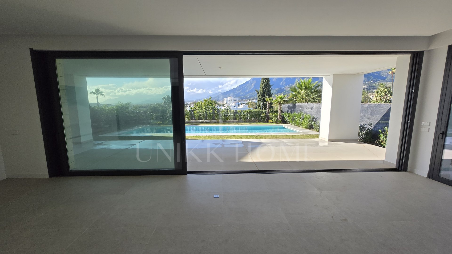 Exquisite Four-Bedroom Luxury Villa in La Finca de Marbella, Marbella East