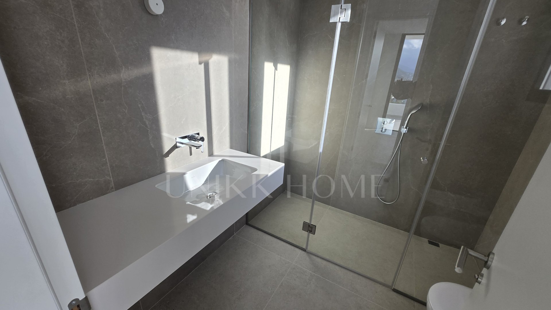 Exquisite Four-Bedroom Luxury Villa in La Finca de Marbella, Marbella East