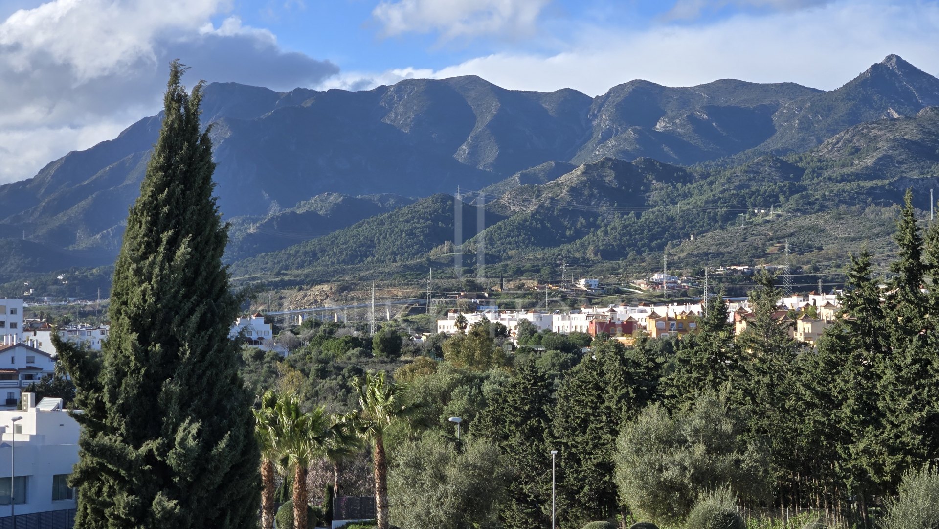 Exquisite Four-Bedroom Luxury Villa in La Finca de Marbella, Marbella East