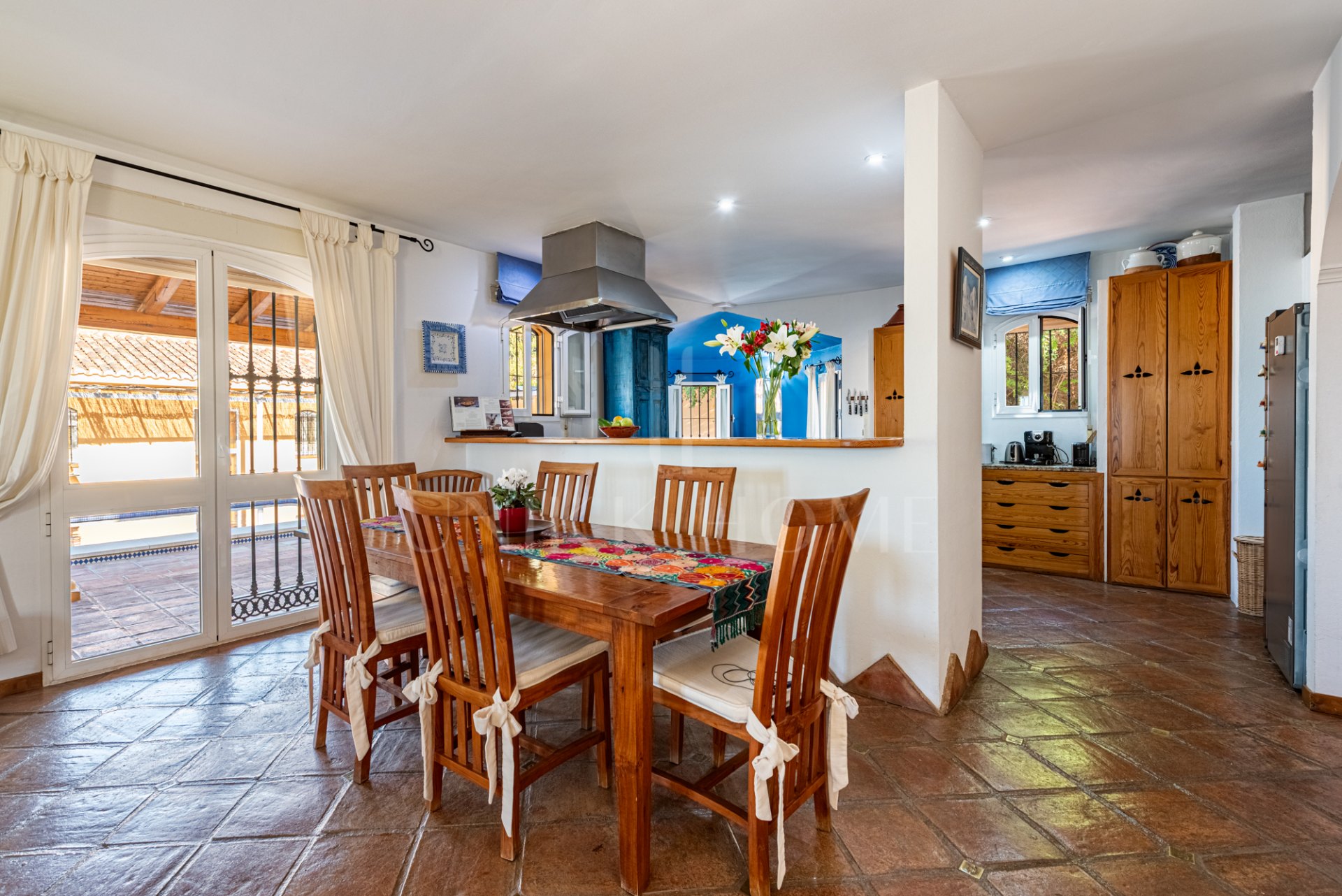 EXCLUSIVE LUXURY ESTATE WITH GUEST HOUSE, GYM, TENNIS COURT AND PANORAMIC VIEWS IN ALHAURÍN DE LA TORRE