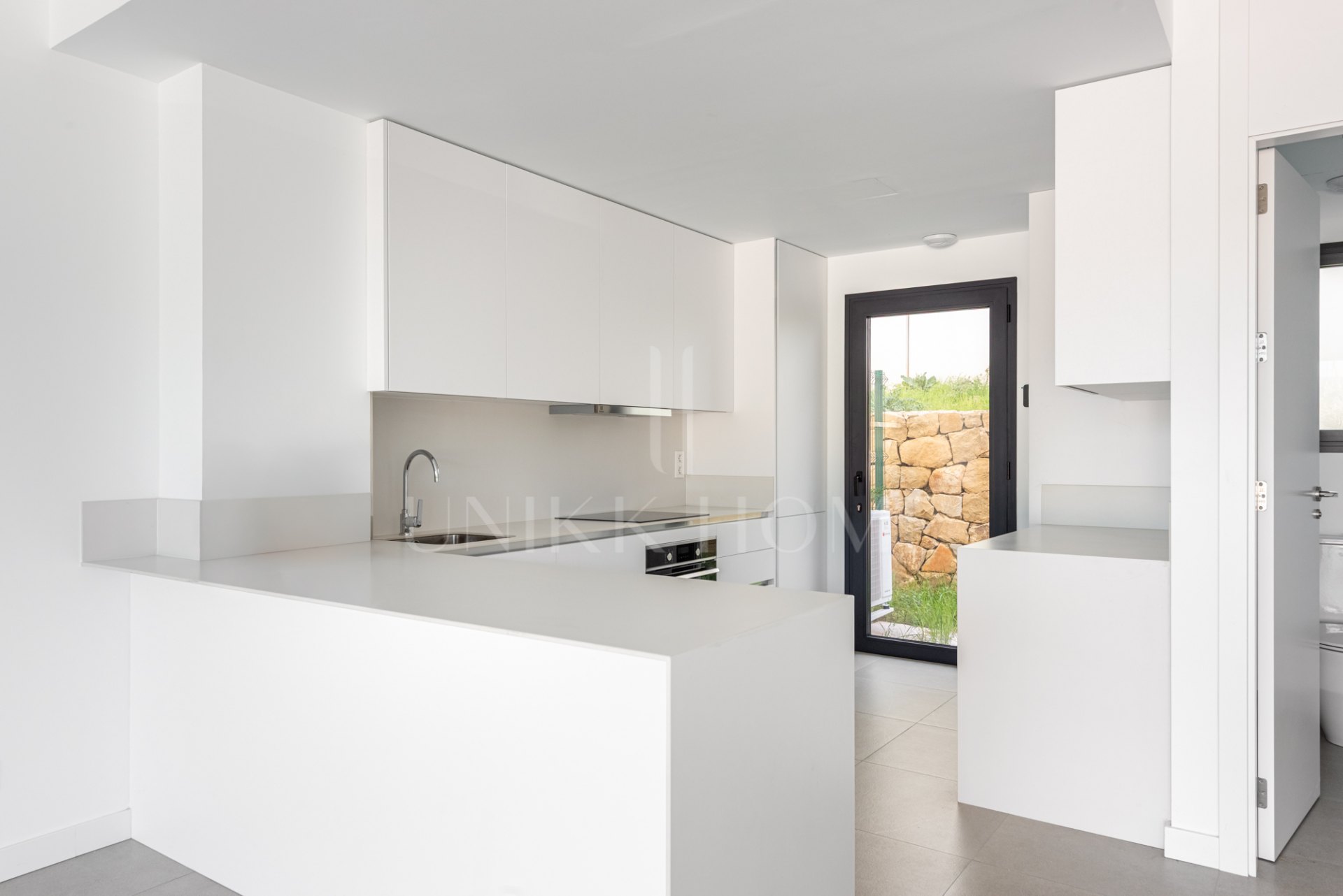 Modern 3-Bedroom House in Serene Atalaya