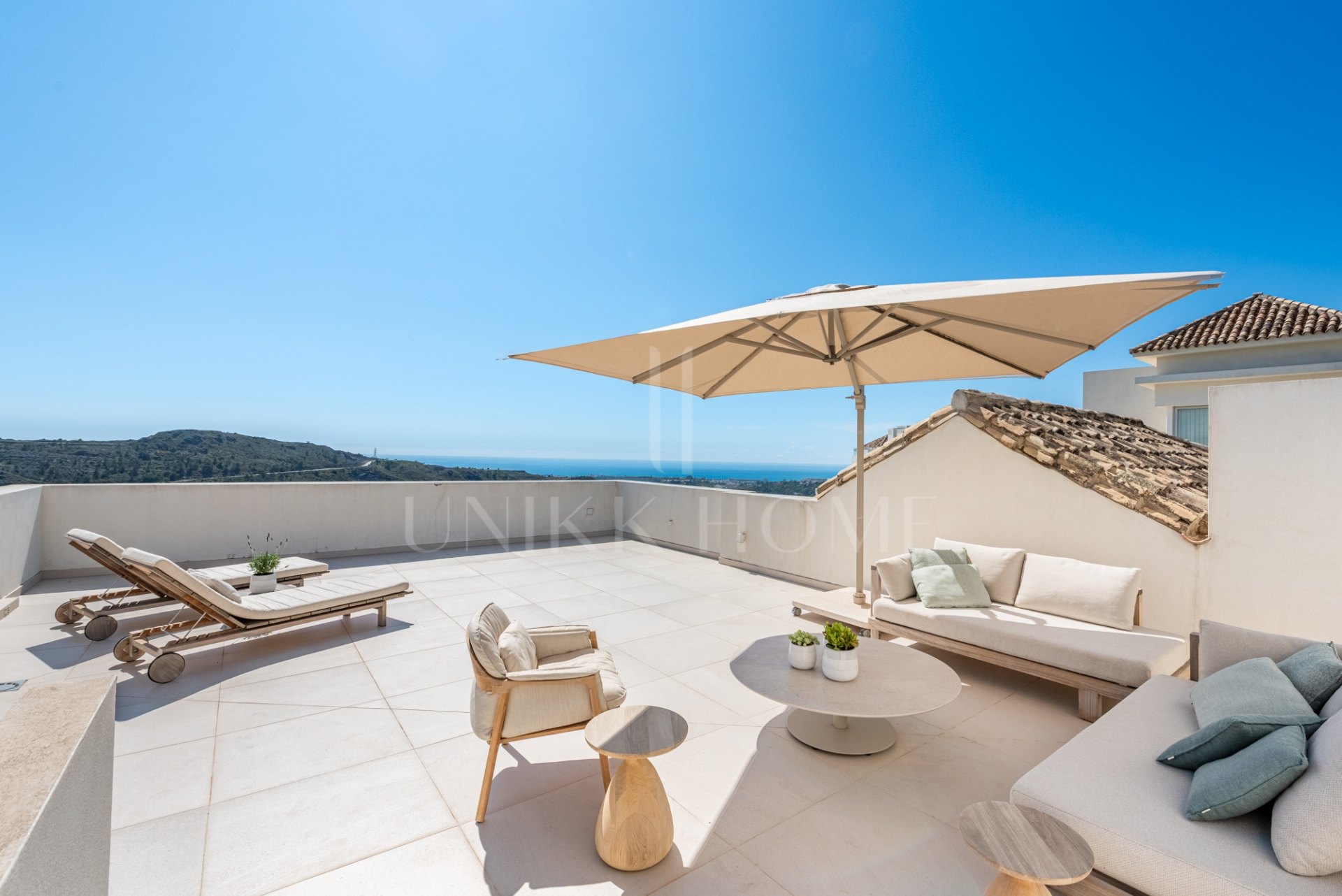Charming Penthouse Located in Marbella Club Hills, Benahavis