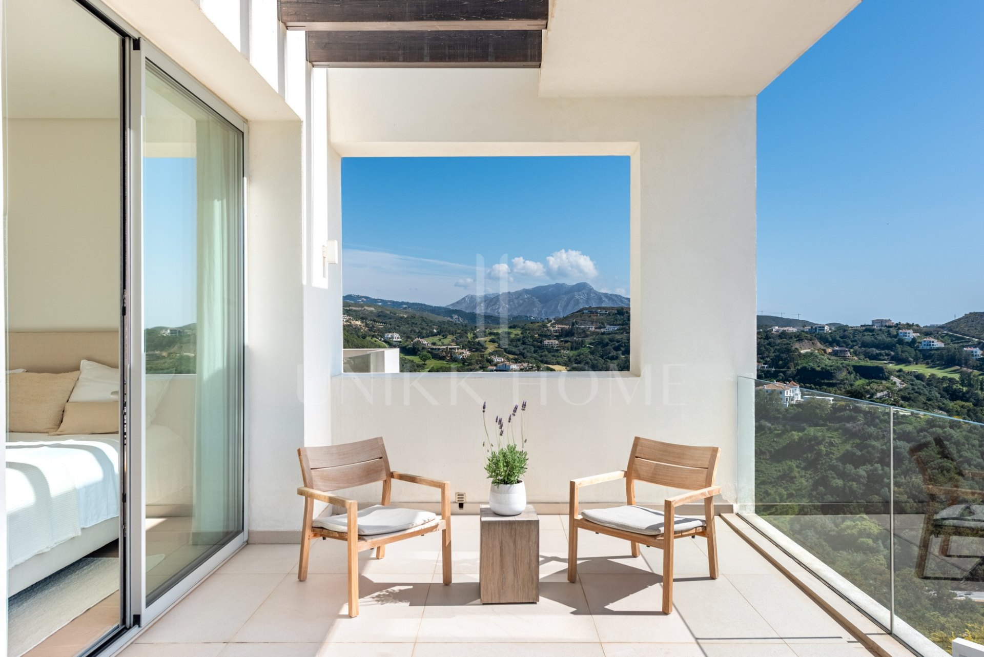 Charming Penthouse Located in Marbella Club Hills, Benahavis