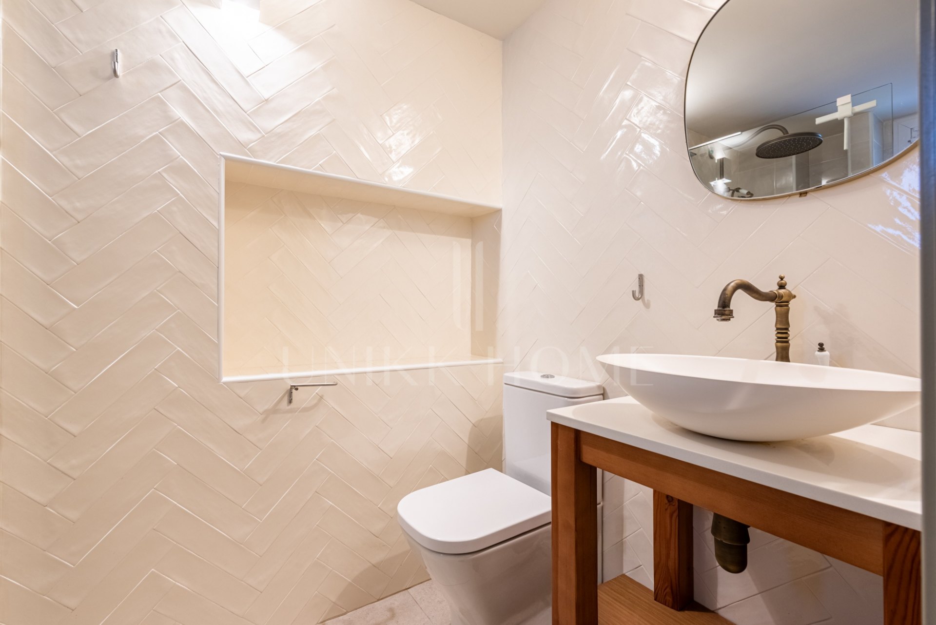 Charming Townhouse in Altos de Los Monteros