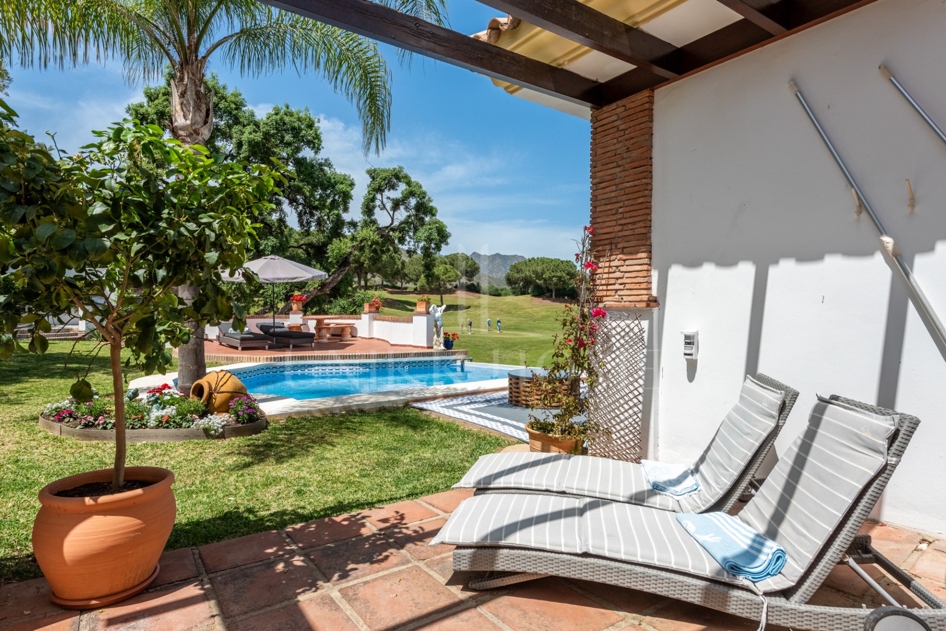 Villa de 4 dormitorios en primera línea de golf en La Cala Golf Resort