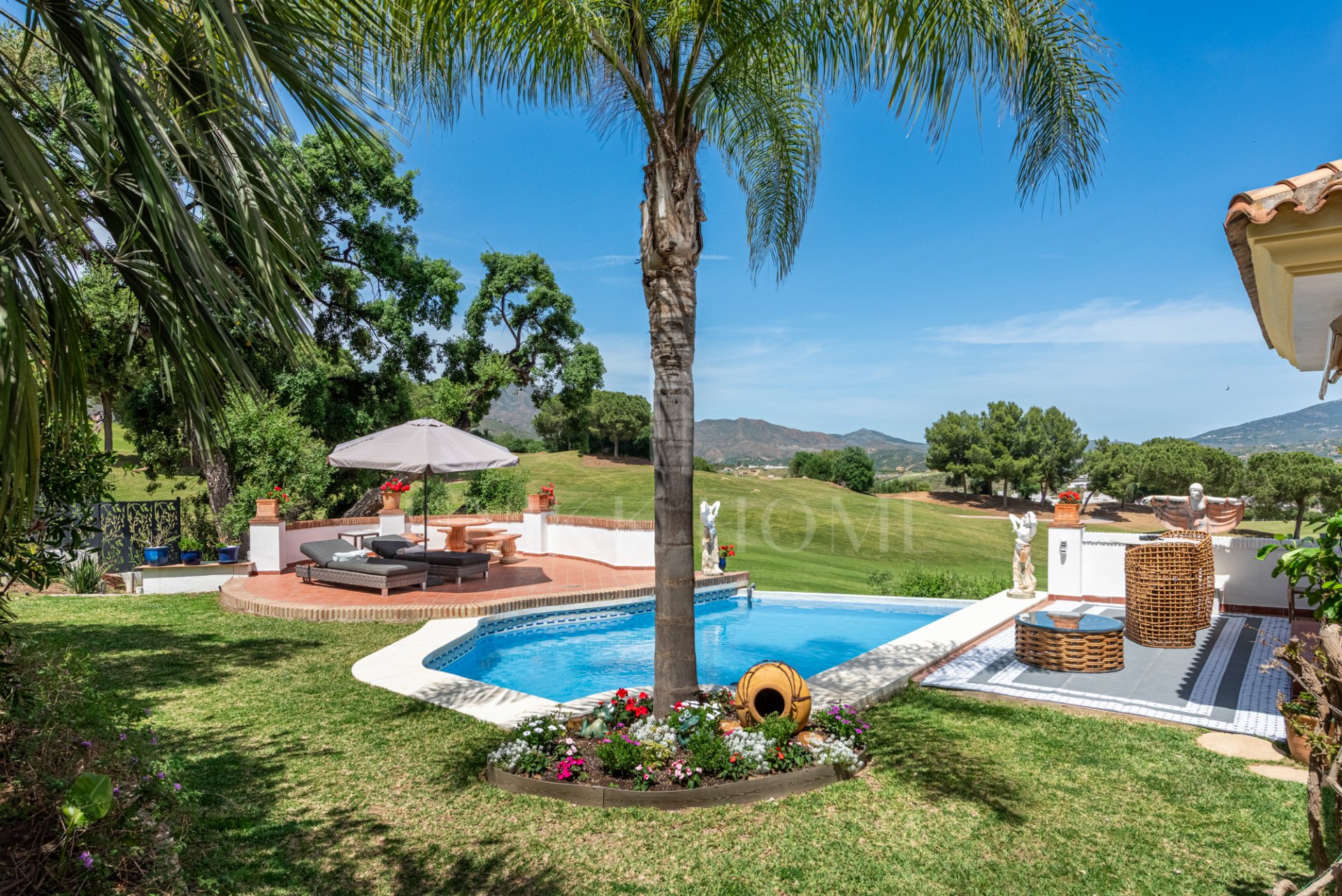 Villa de 4 dormitorios en primera línea de golf en La Cala Golf Resort