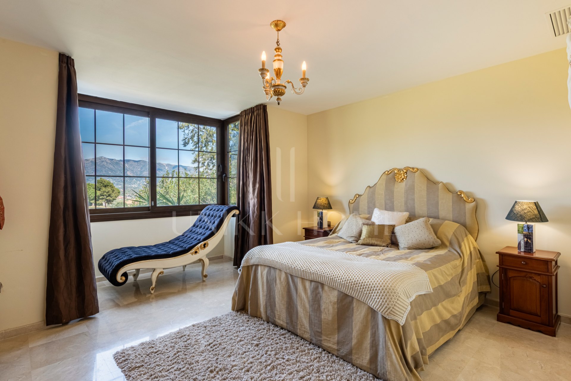 Villa de 4 dormitorios en primera línea de golf en La Cala Golf Resort