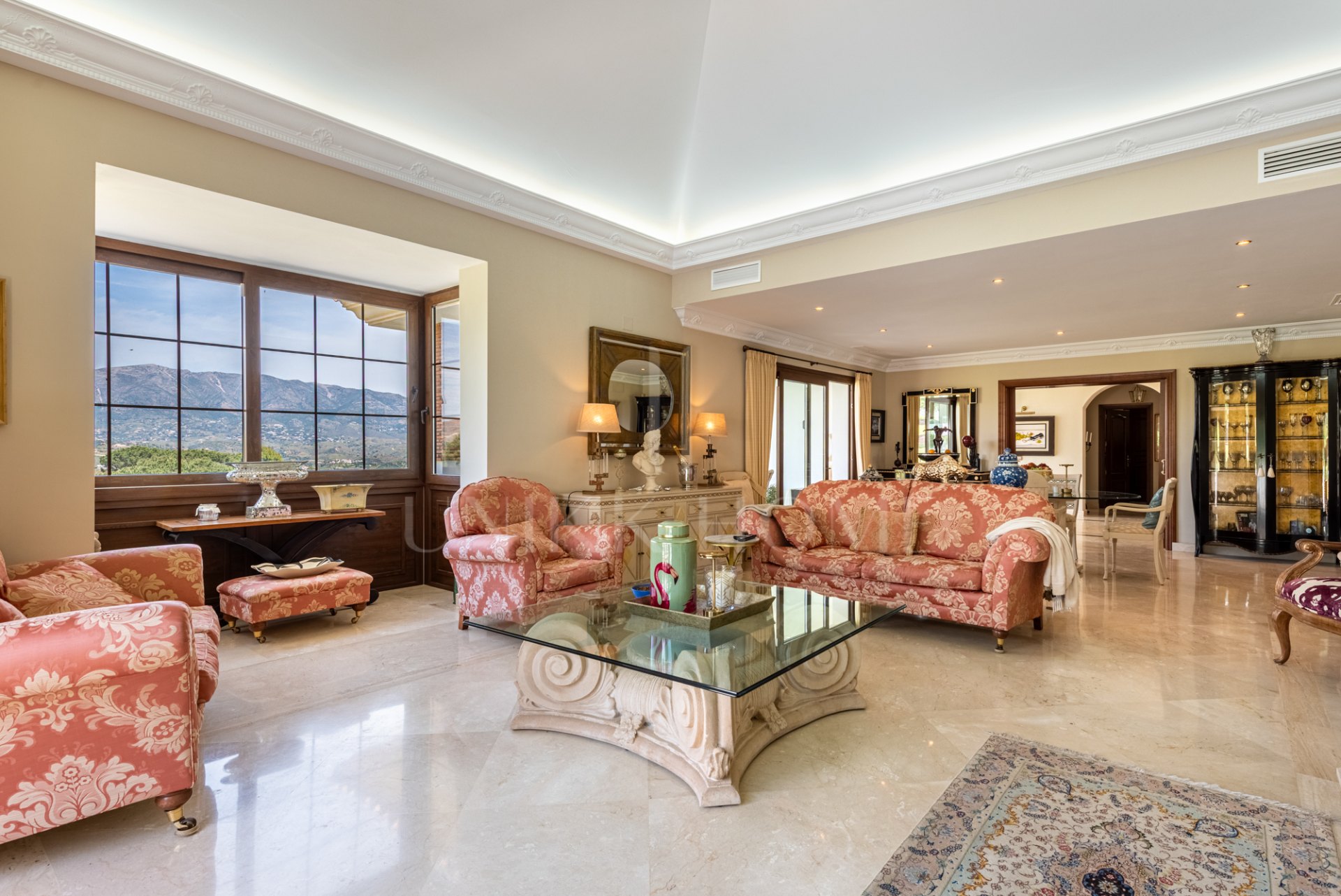 Villa de 4 dormitorios en primera línea de golf en La Cala Golf Resort