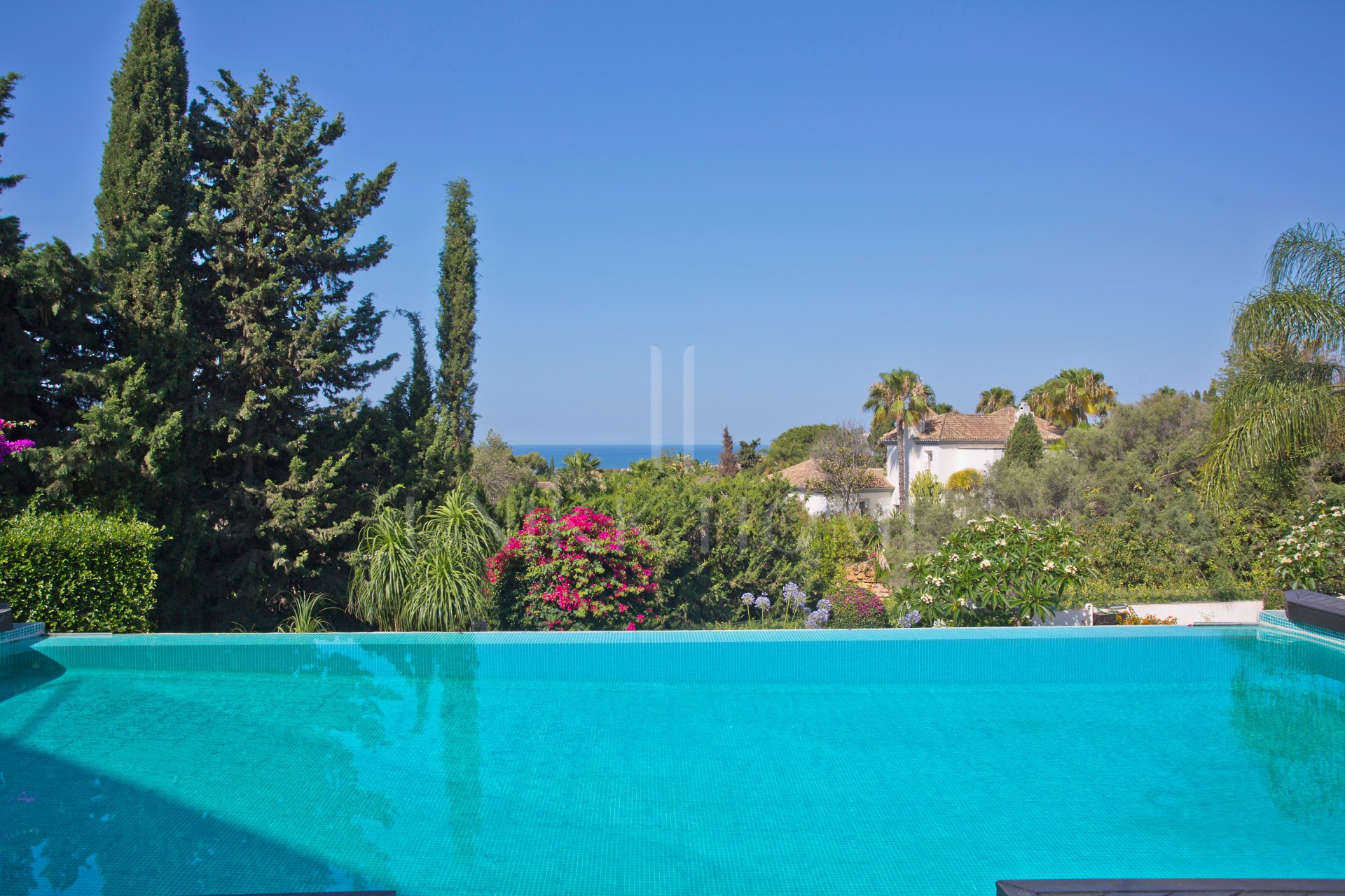 Villa de alquiler con opción a compra en Hacienda Las Chapas, Marbella Este