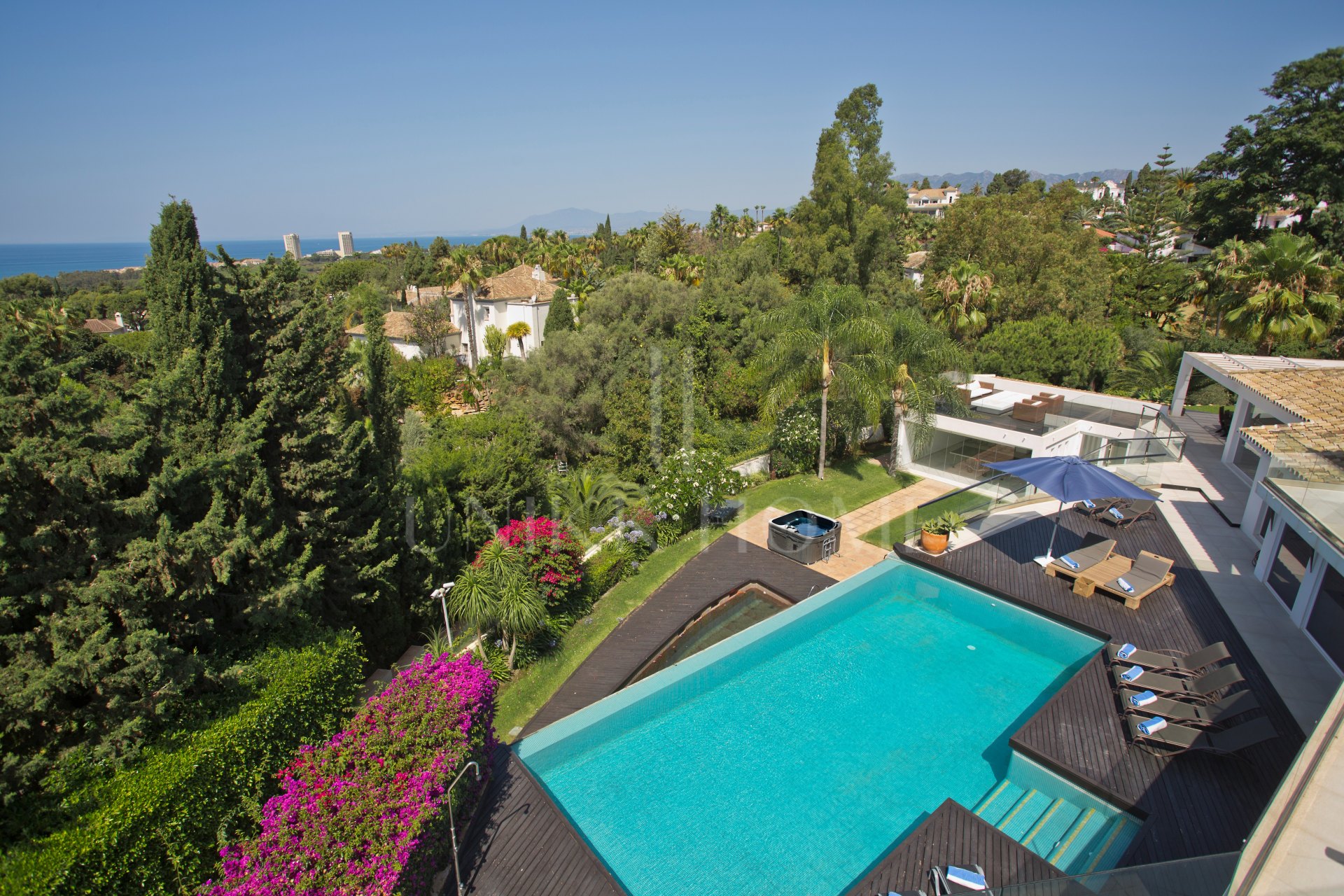 Villa de alquiler con opción a compra en Hacienda Las Chapas, Marbella Este