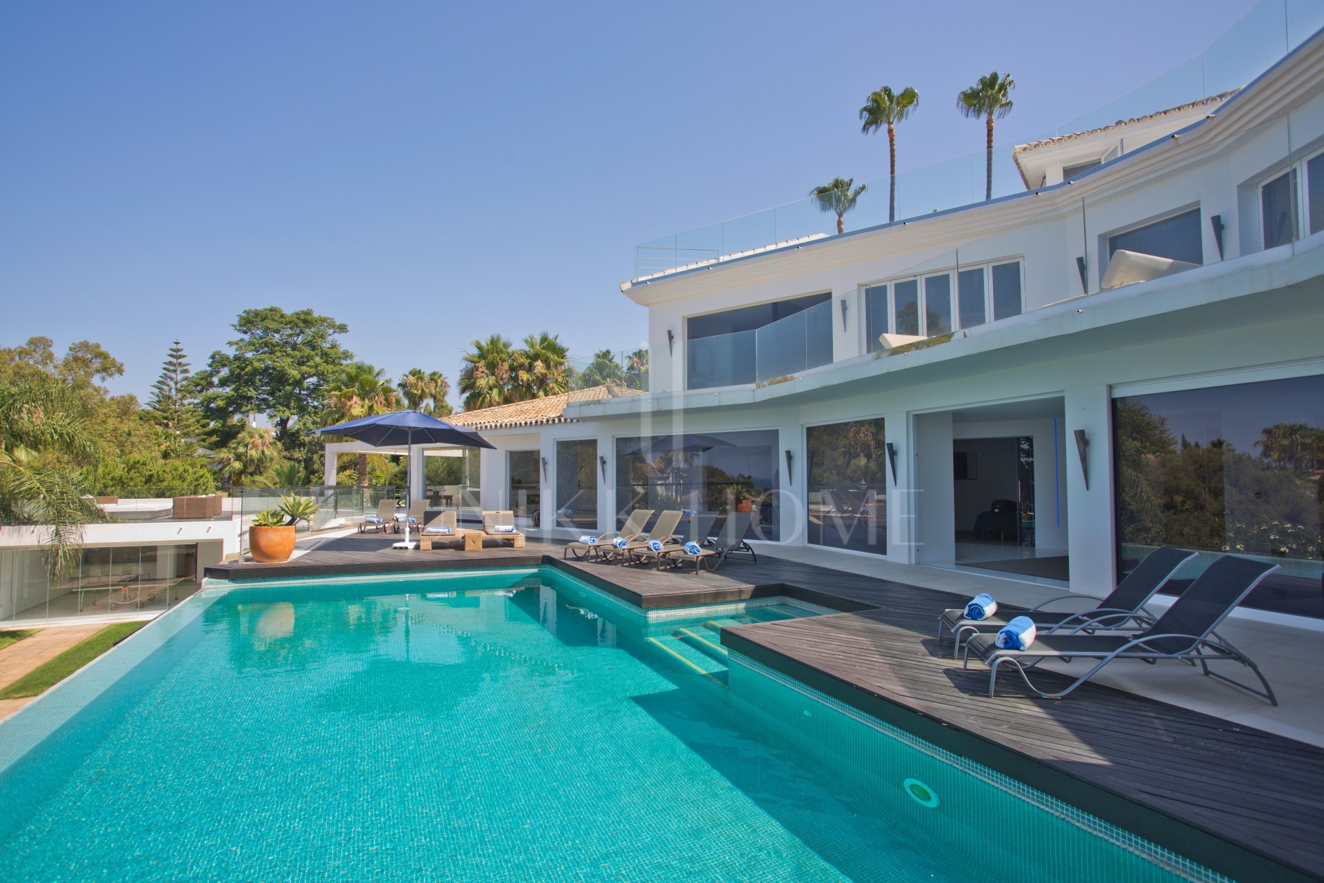 Villa de alquiler con opción a compra en Hacienda Las Chapas, Marbella Este