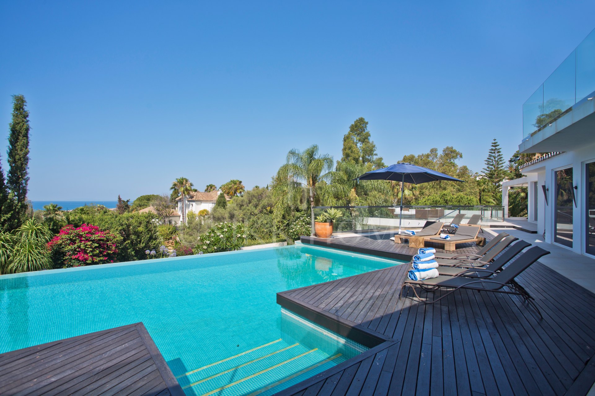 Villa de alquiler con opción a compra en Hacienda Las Chapas, Marbella Este