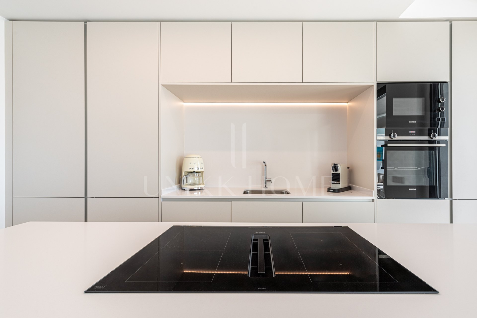 Brand-New 2-Bedroom Penthouse with Private Rooftop Pool in Soul Marbella