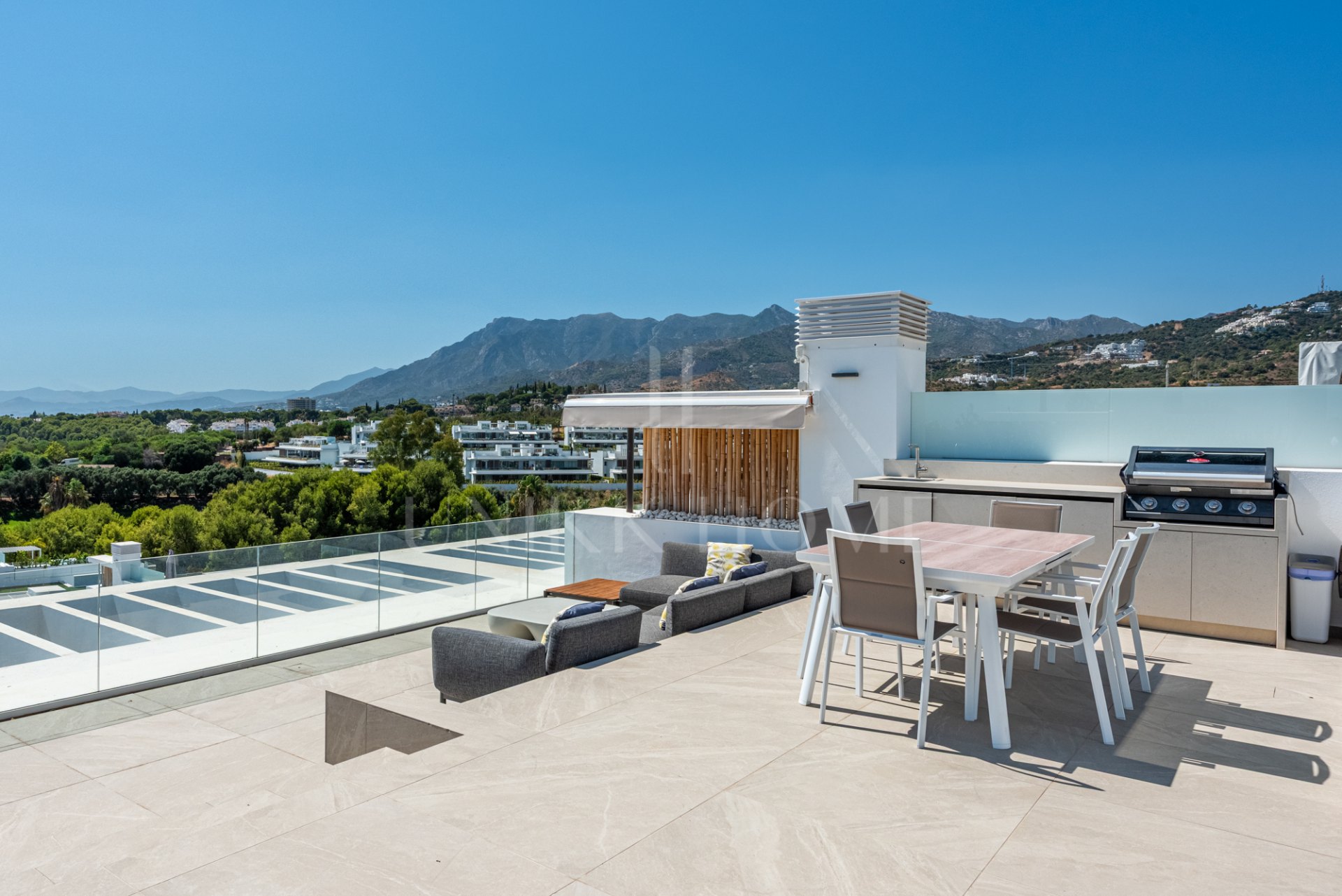 Brand-New 2-Bedroom Penthouse with Private Rooftop Pool in Soul Marbella